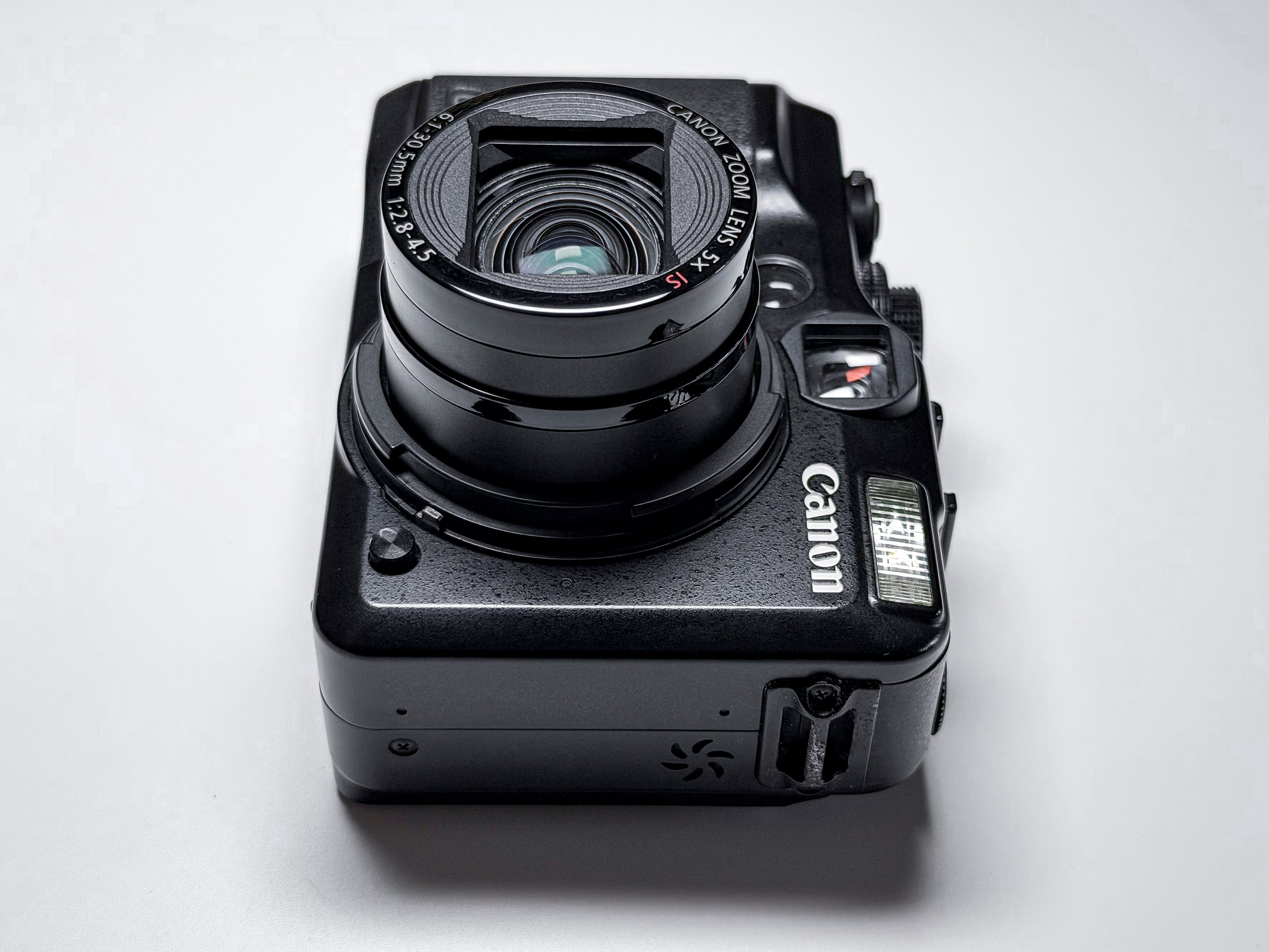 Canon Powershot G10 CCD Sensor Compact Camera - 1 Year Warranty, Excellent
