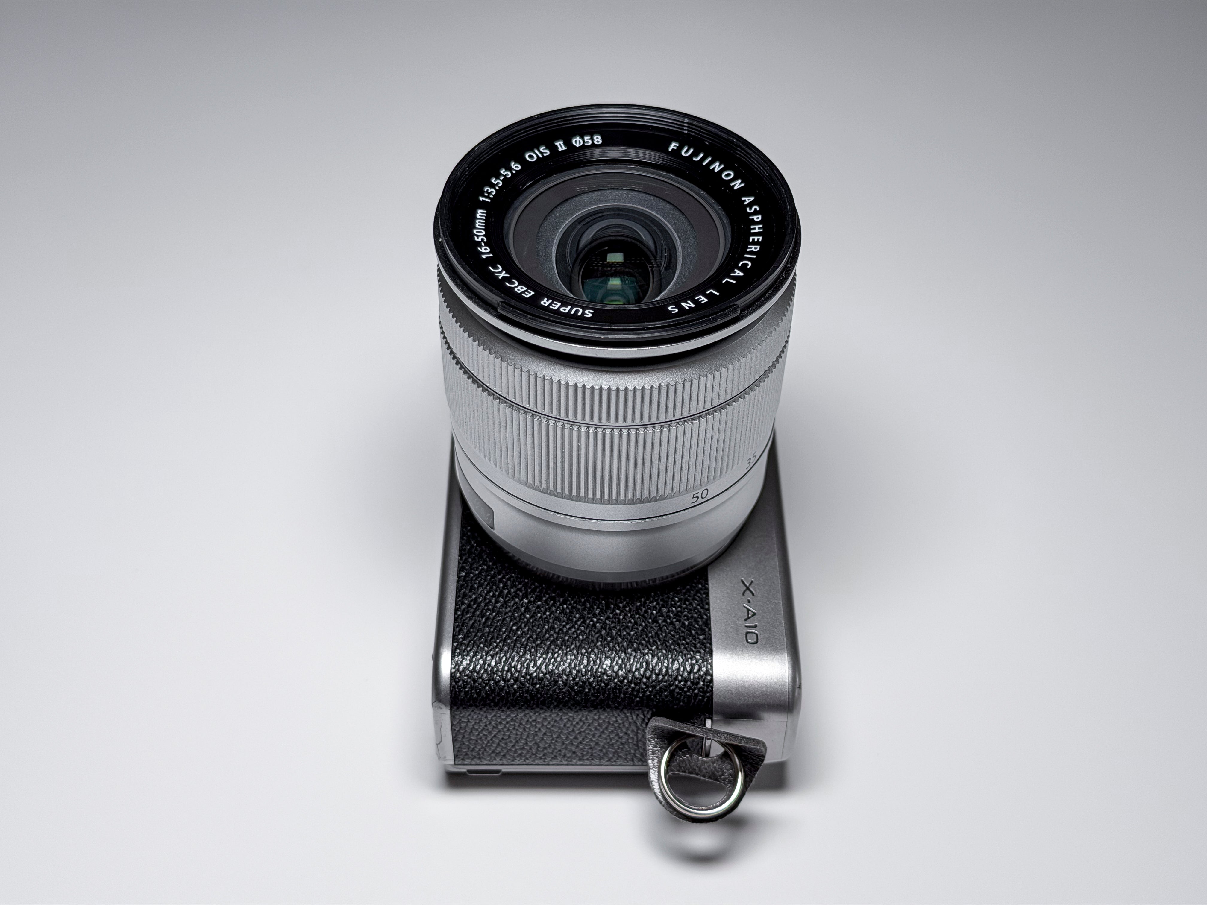 Fujifilm X-A10 + 16-50mm OIS Mirrorless APS-C Fuji - 1 Year Warranty, Excellent