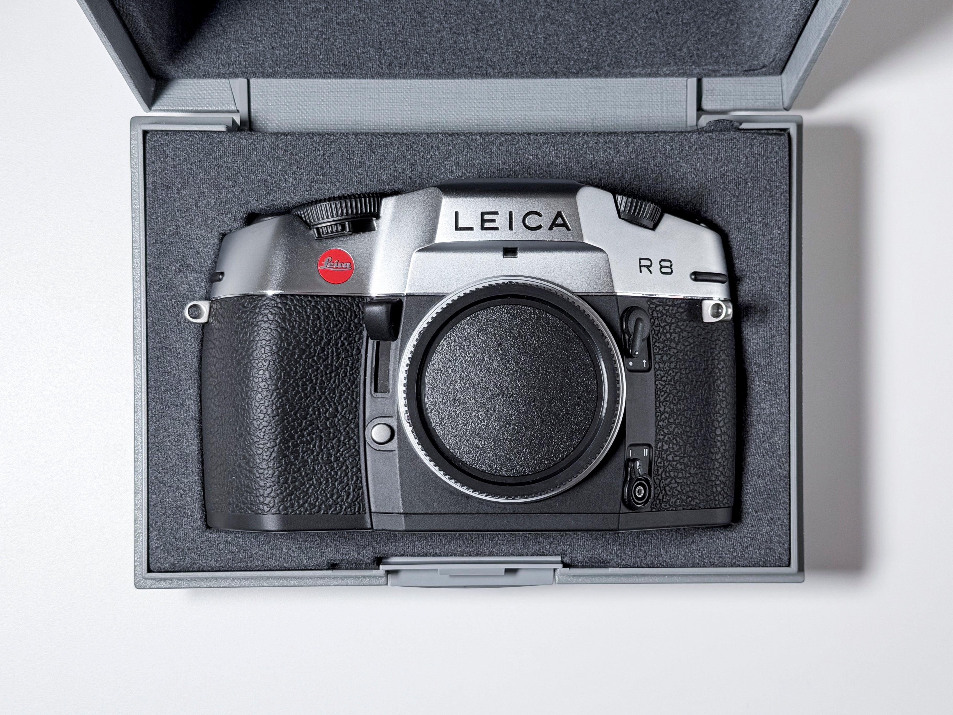 Leica R8 Silver Full Set 35mm DSLR Leitz R - Read Description