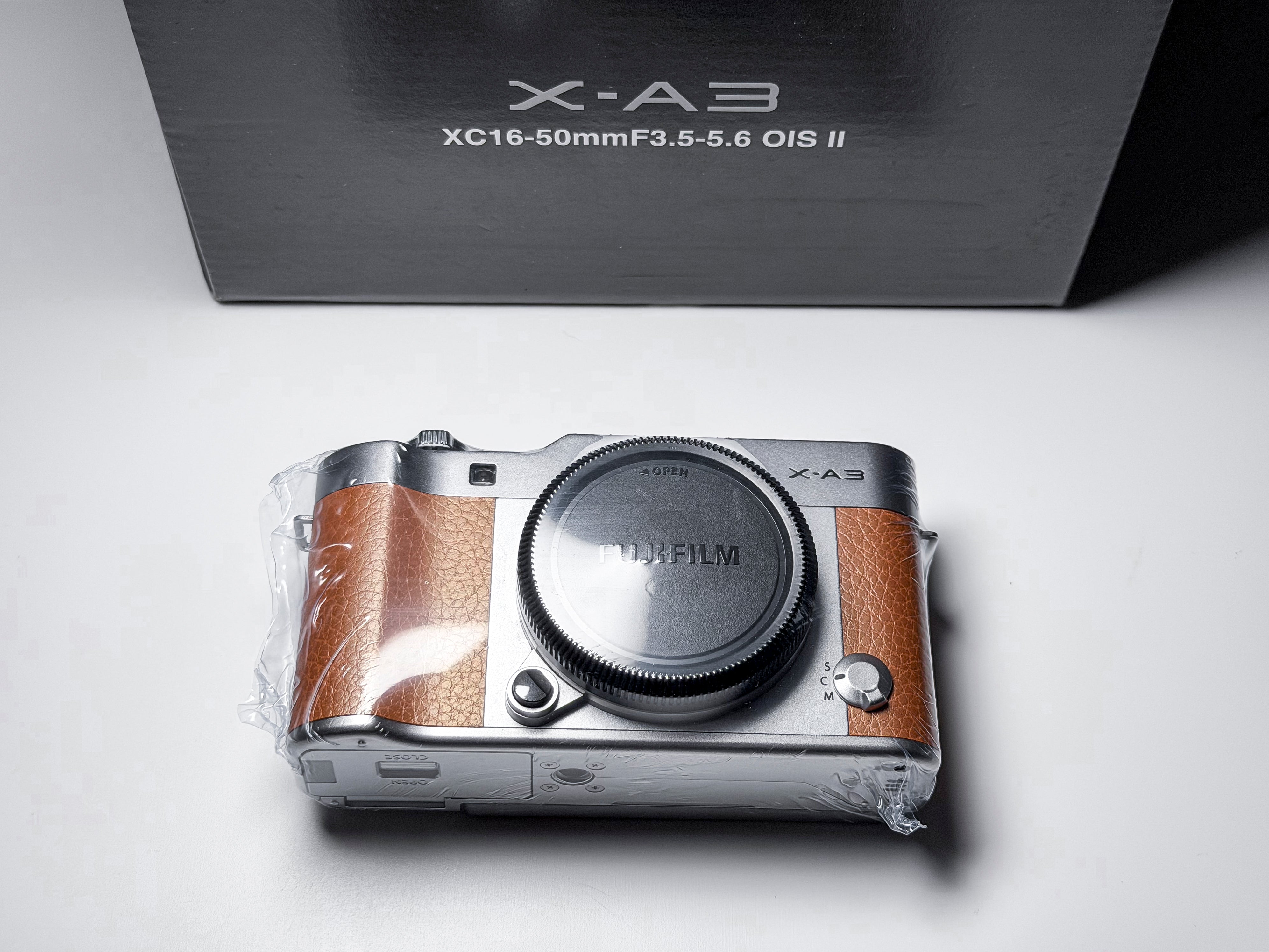 Fujifilm X-A3 APS-C Mirrorless Body - 1 Year Warranty, Perfectly Working, Fuji X