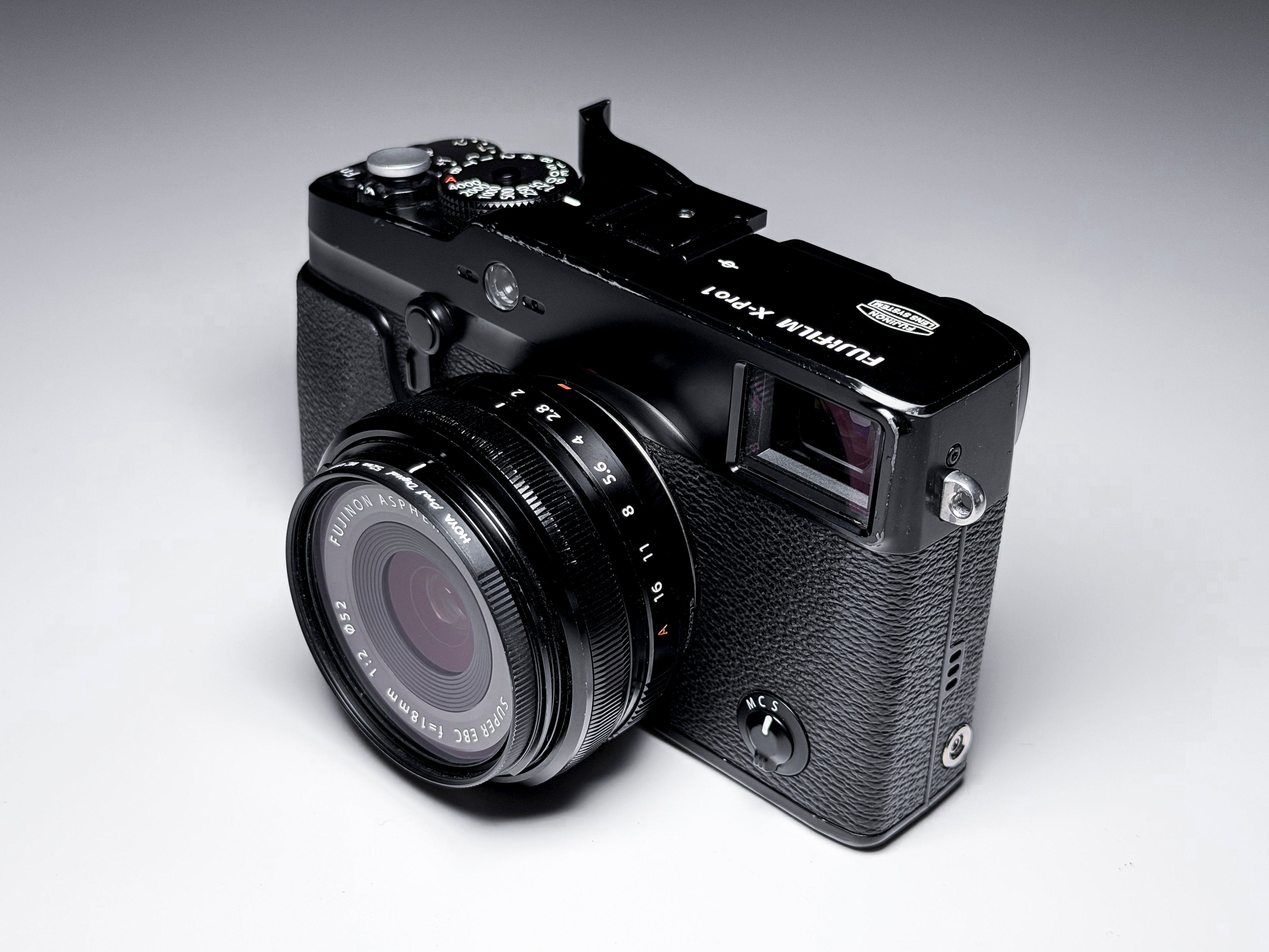 Fujifilm X-Pro1 + 18mm f/2.0 Mirrorless APS-C Fuji - 1 Year Warranty X Pro