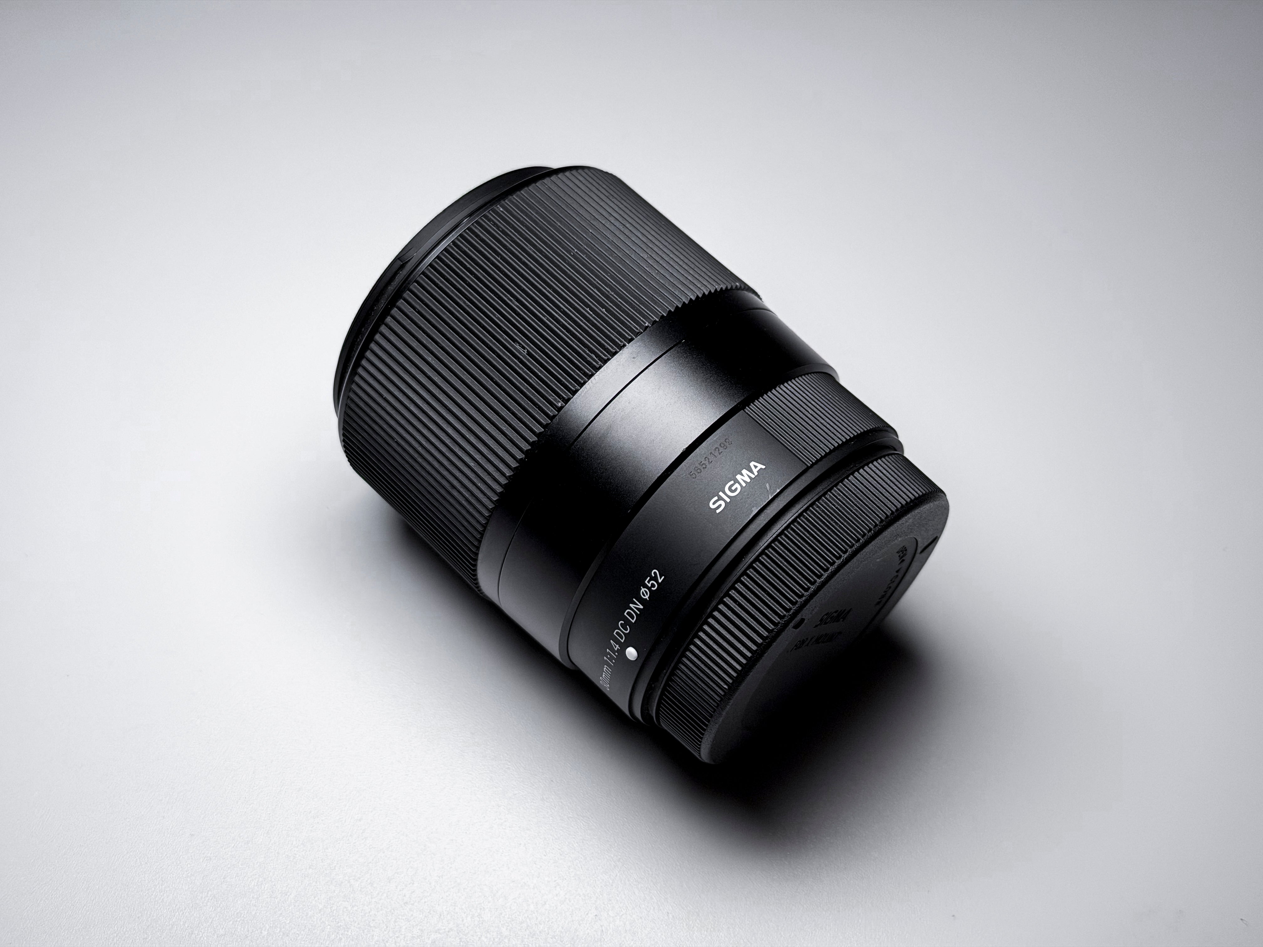 Sigma 30mm f/1.4 Lens for Fujifilm X Fuji - 1 Year Warranty, Excellent