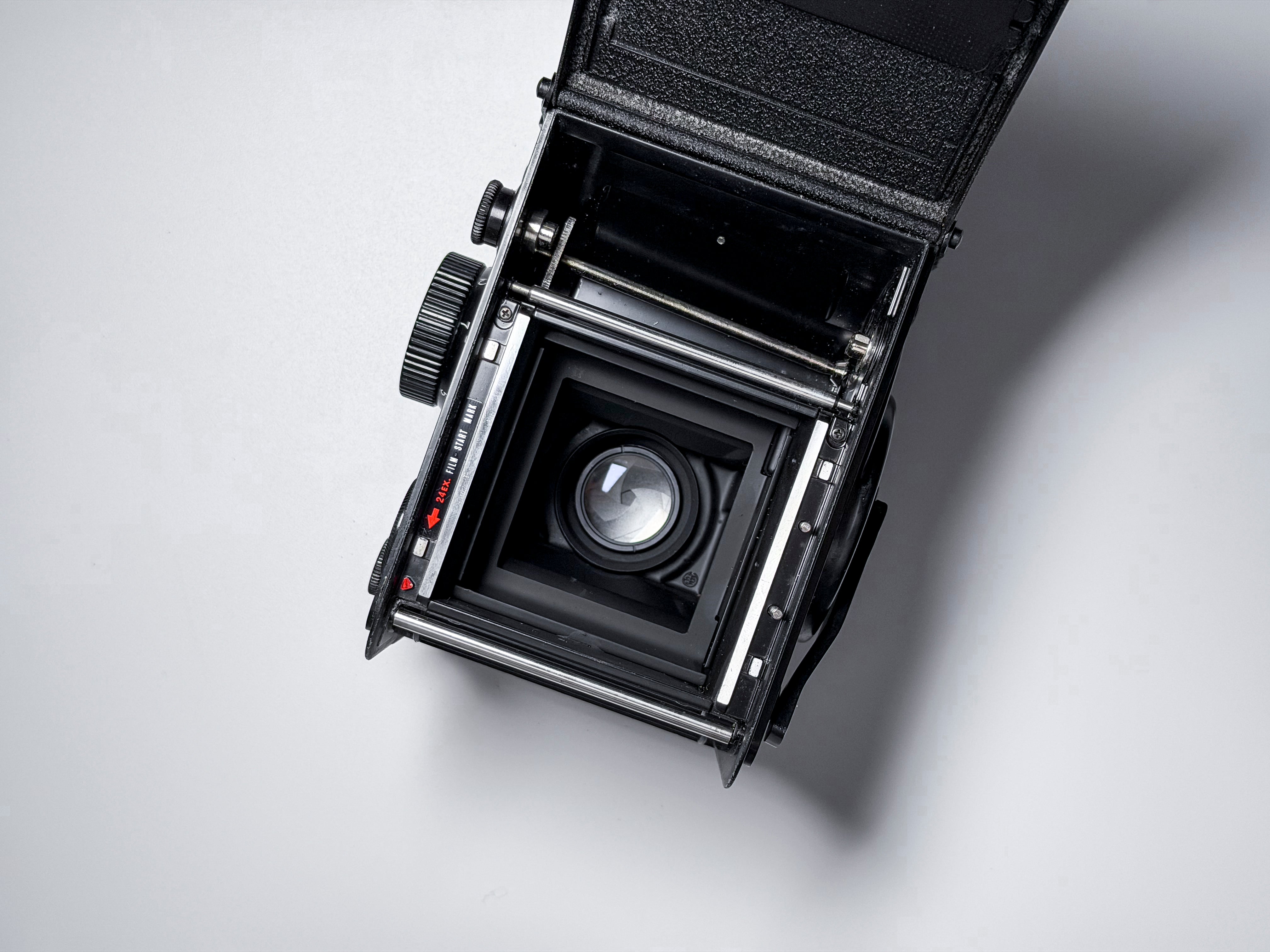 Yashica Mat 124g Medium Format TLR 120 Film Tested - Film Tested, Read