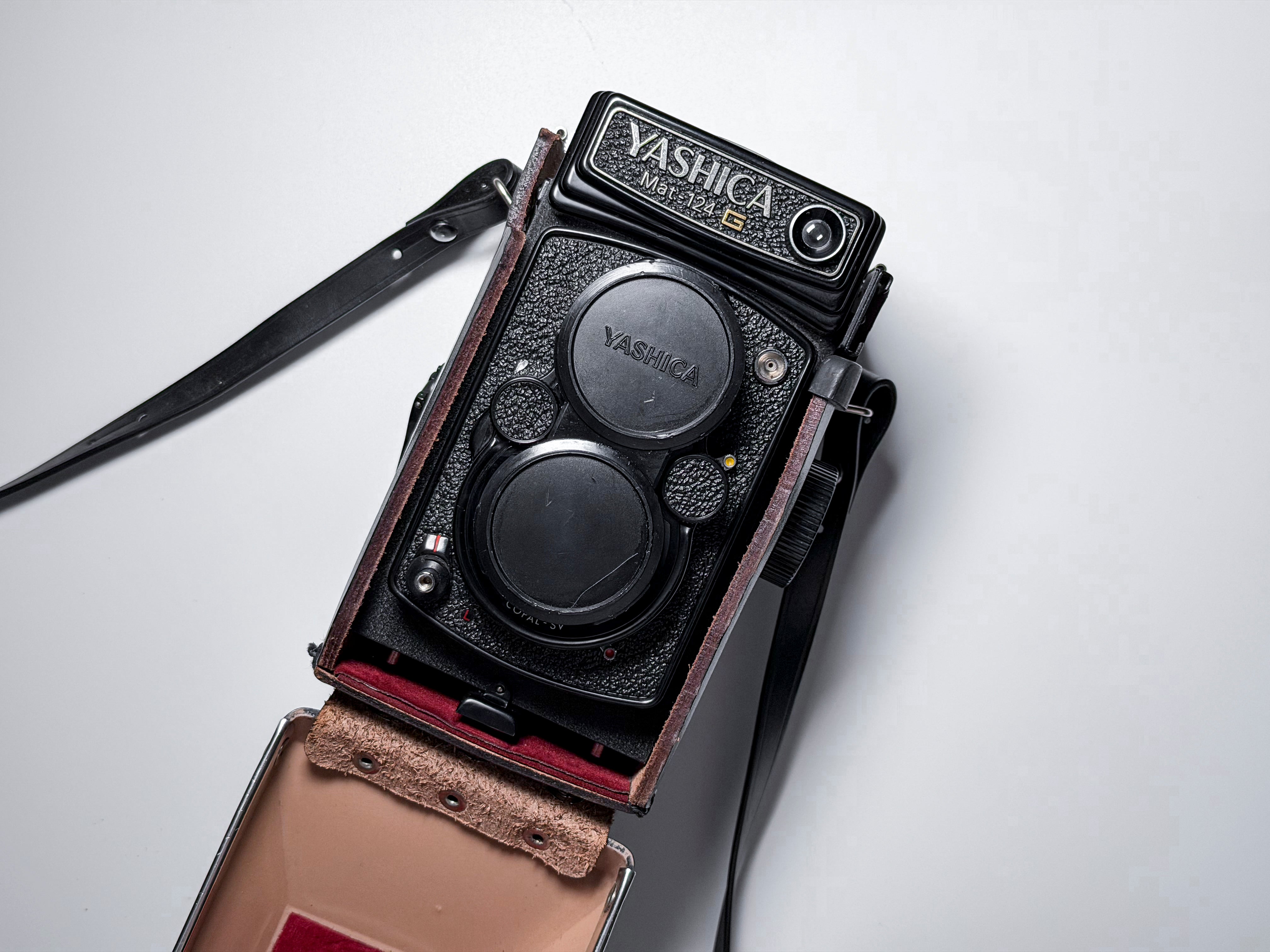 Yashica Mat 124g Medium Format TLR 120 Film Tested - Film Tested, Read