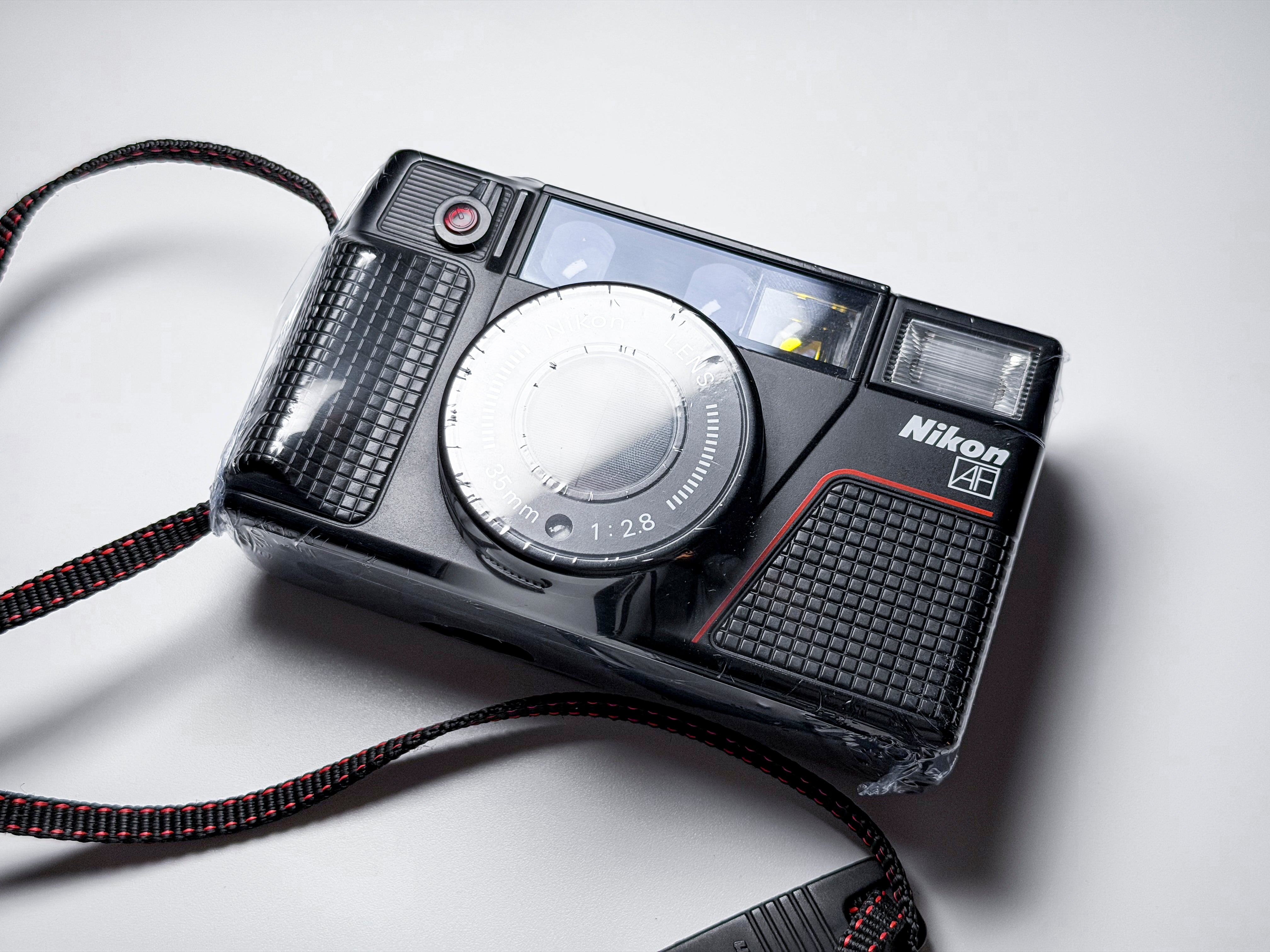 Nikon L35 AF2 Film Camera 35mm L35AF 2 - Tested, Perfectly Working