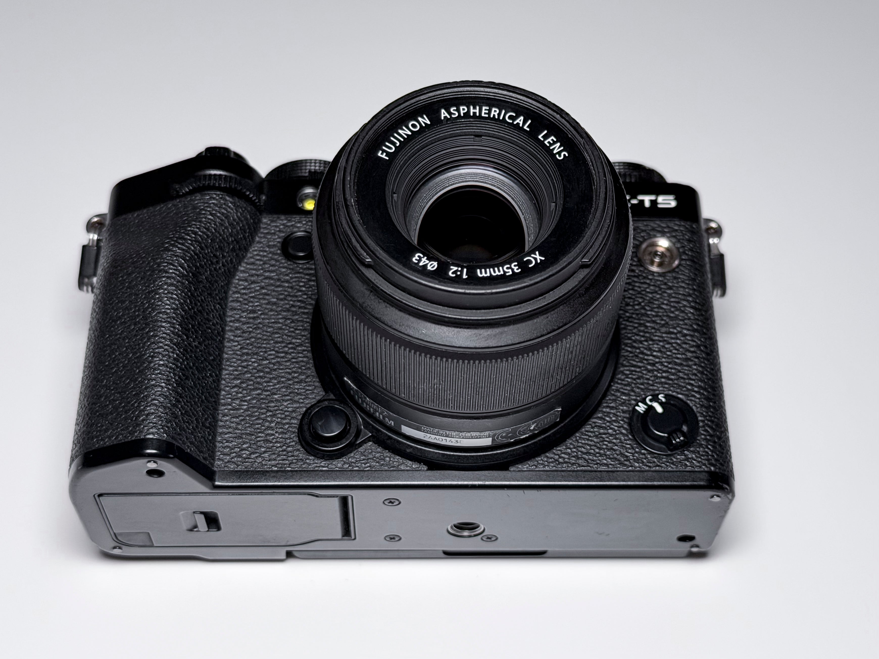 Fujifilm X-T5 + 35mm f/2 Mirrorless Fuji XT5 - 1 Year Warranty Perfectly Working