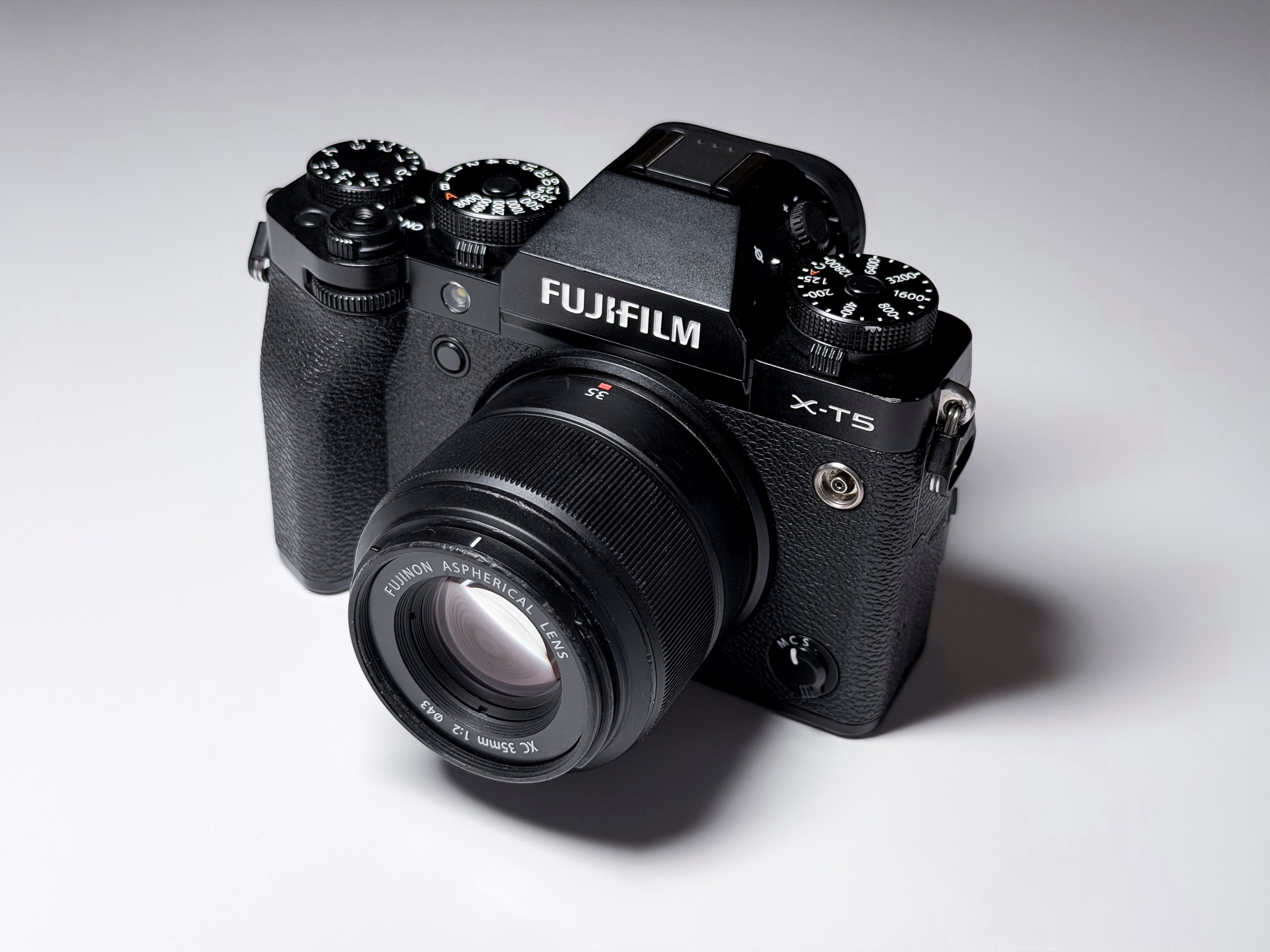 Fujifilm X-T5 + 35mm f/2 Mirrorless Fuji XT5 - 1 Year Warranty Perfectly Working
