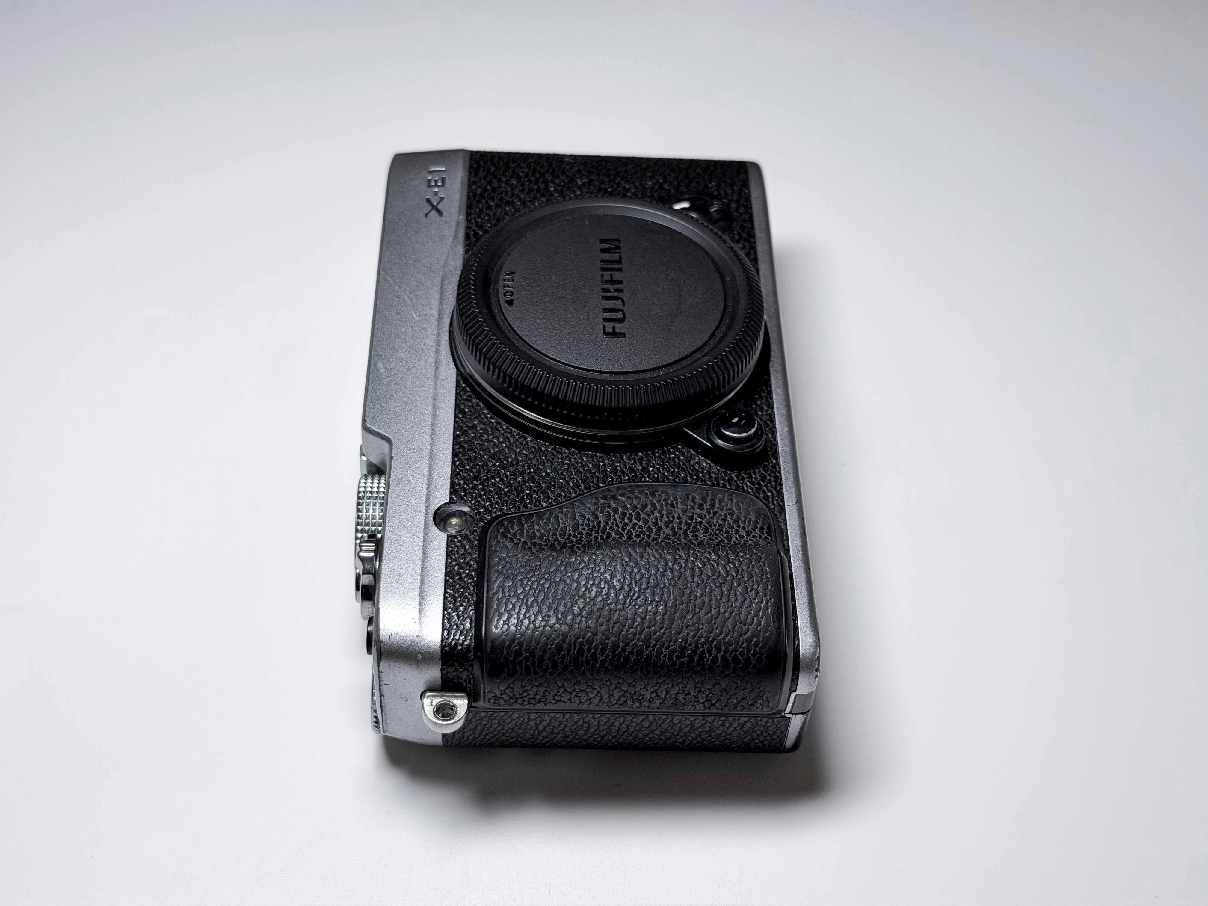 Fujifilm X-E1 Mirrorless Body 16.3 Mpx Fuji XE1 - EVF Not working, same as X-M1