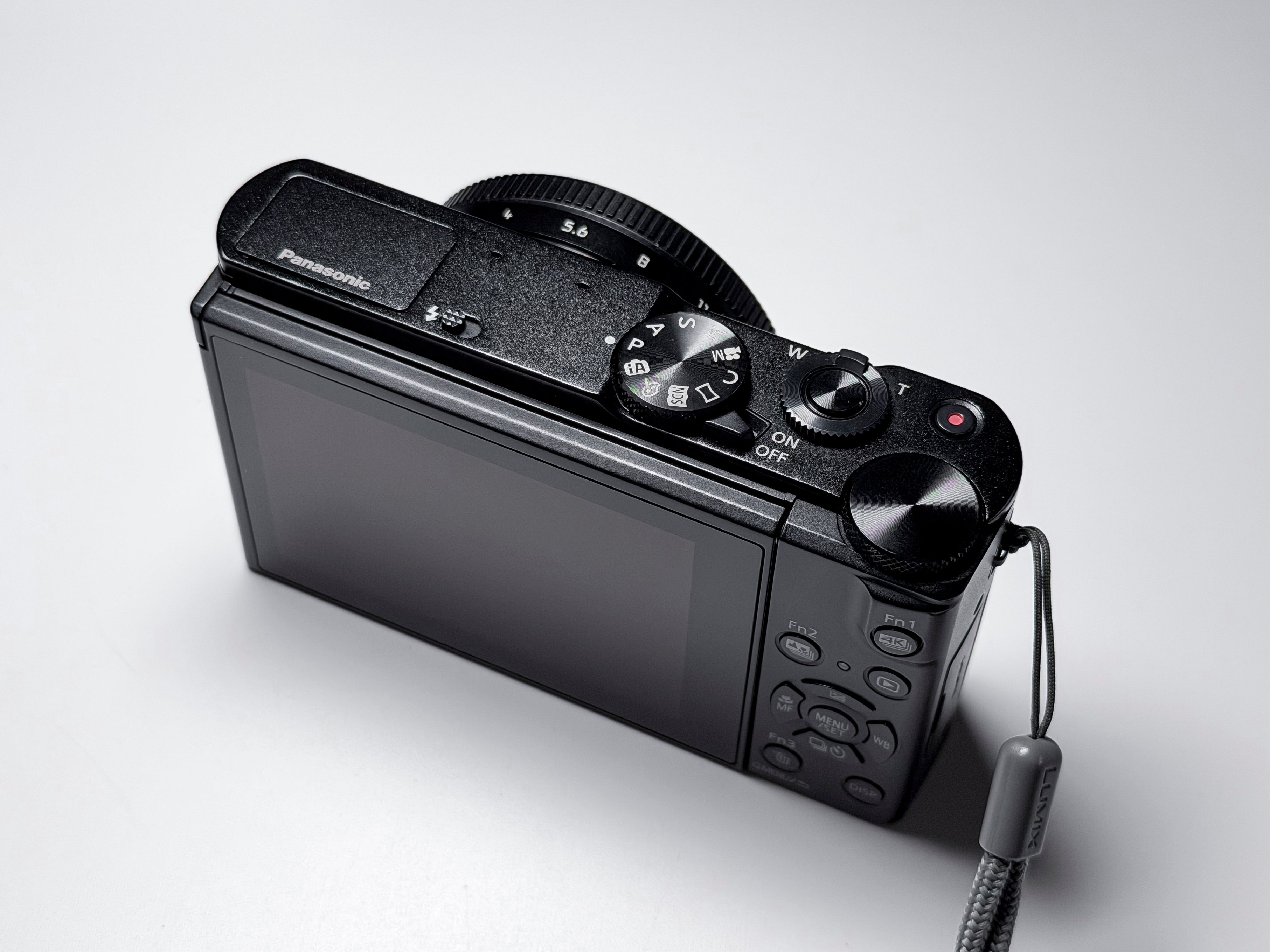 Panasonic Lumix LX15 LX10 with Leica Summilux 4K - Warranty, Excellent Condition