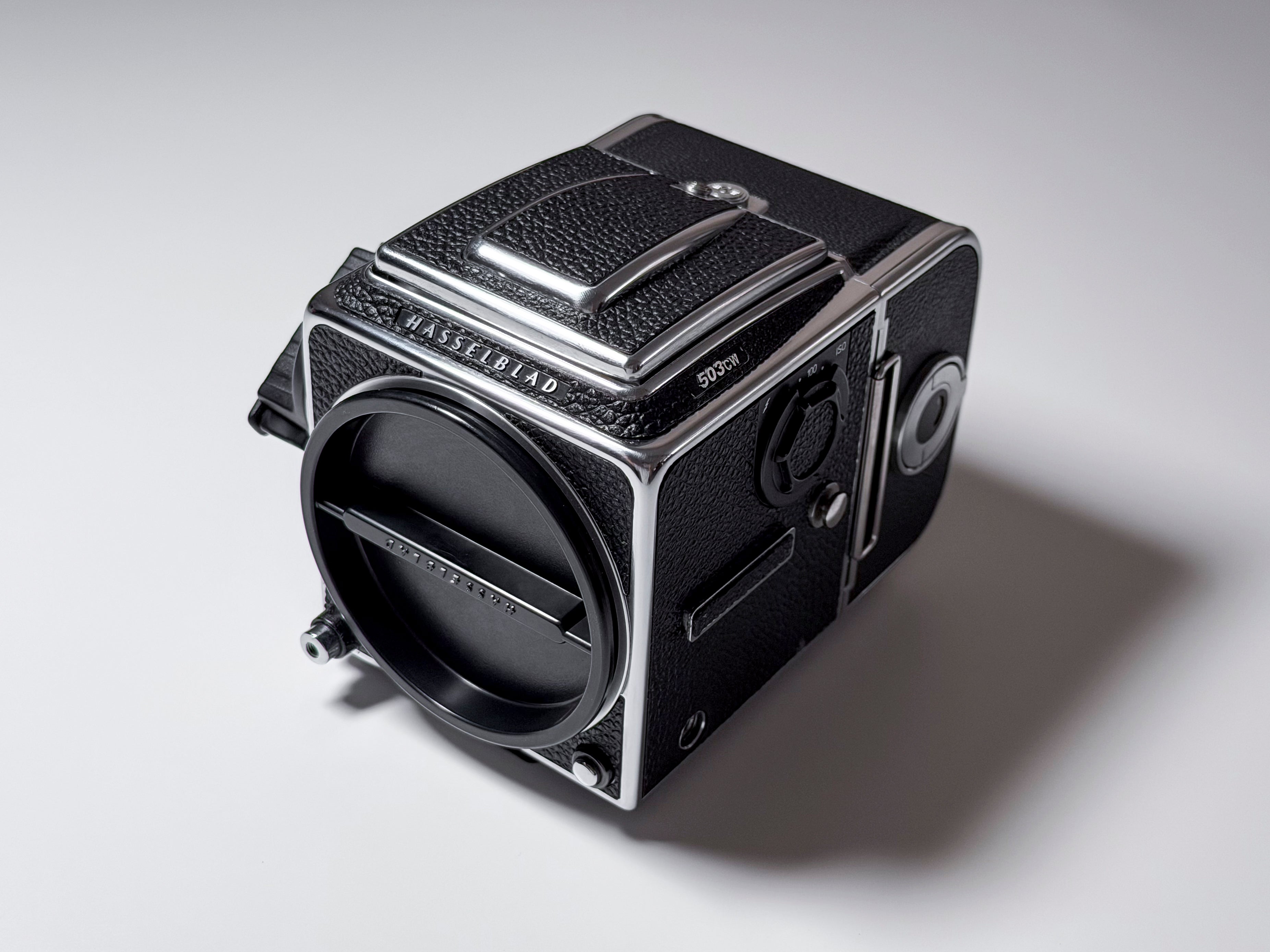 Hasselblad 503 CW Body + 120 Film Magazine + Acute Matt Screen - Full CLA, Exc
