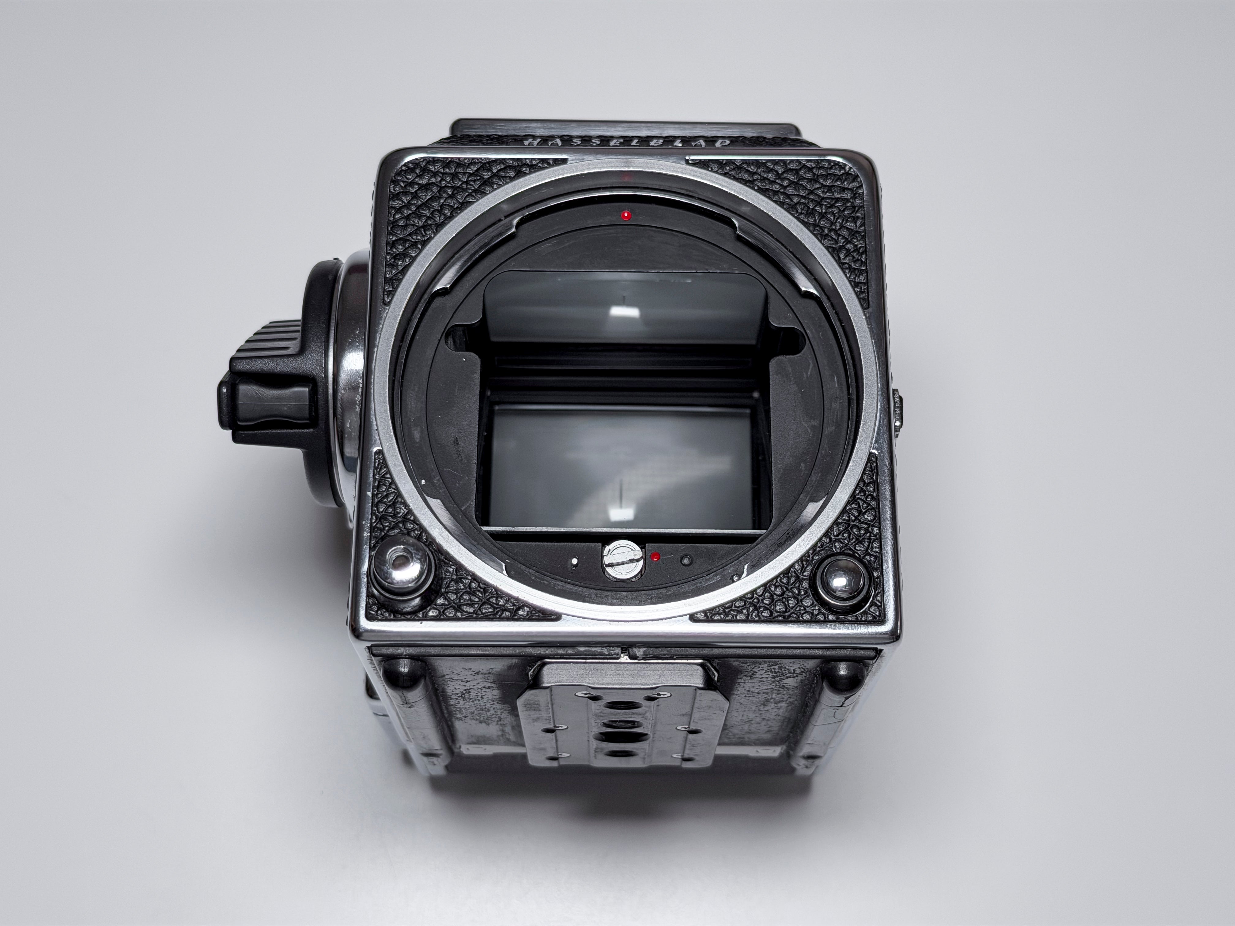 Hasselblad 503 CW Body + 120 Film Magazine + Acute Matt Screen - Full CLA, Exc