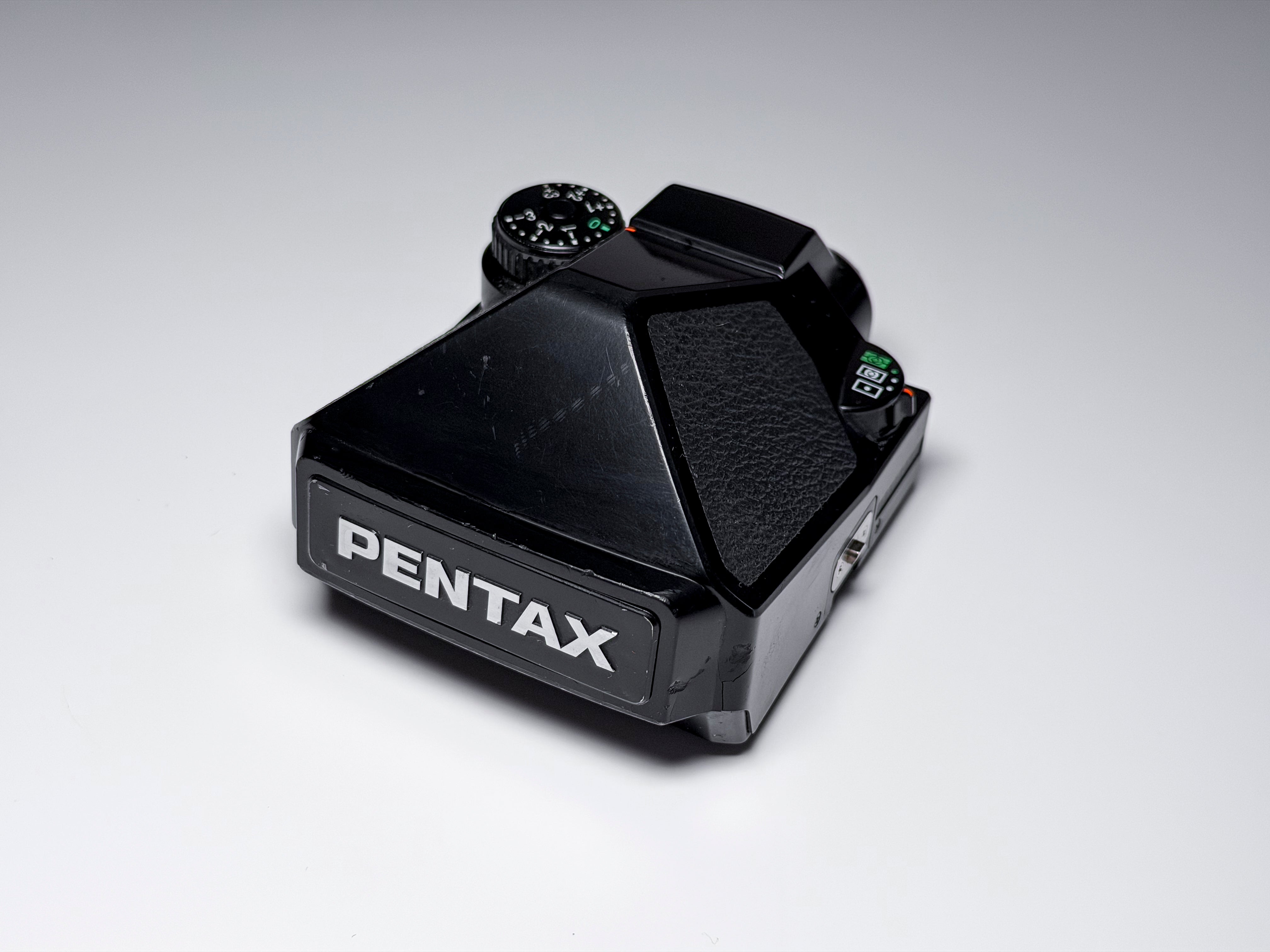 Pentax 67ii AE Finder Light Meter Accessory - Perfectly Working