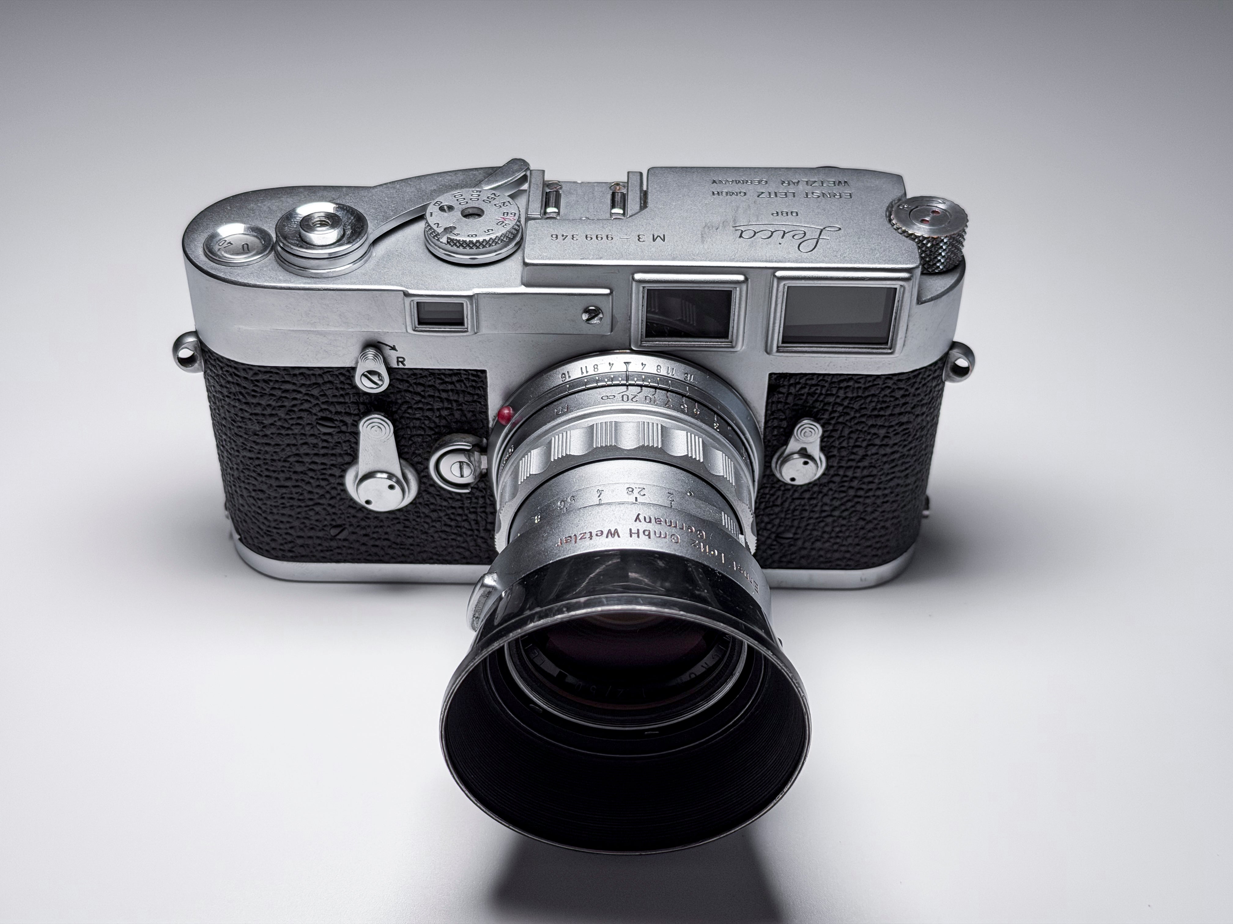 Leica M3 Single Stroke + Summicron 50mm f/2 Rigid + Hood - Perfectly Working