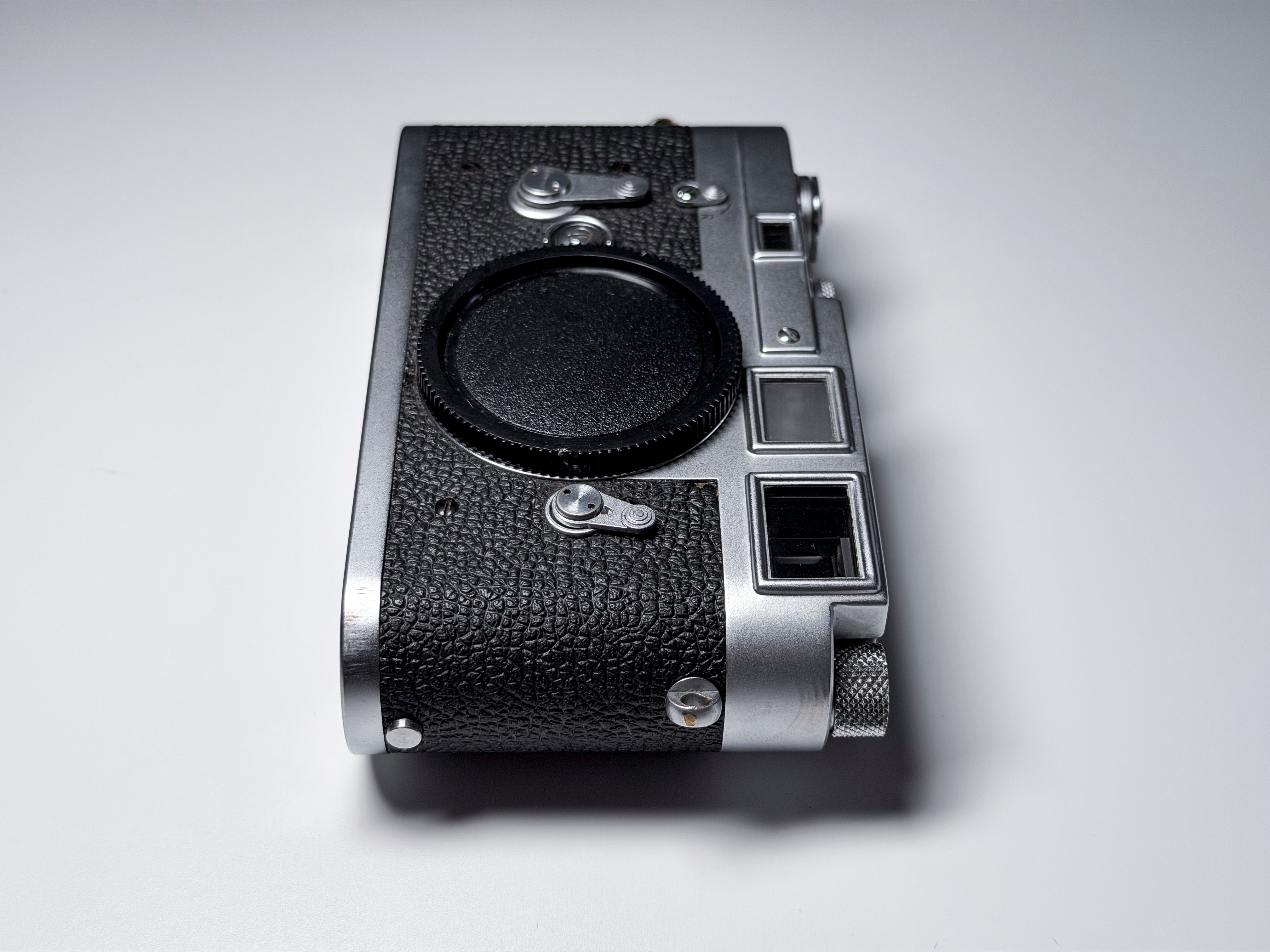 Leica M3 Single Stroke + Summicron 50mm f/2 Rigid + Hood - Perfectly Working