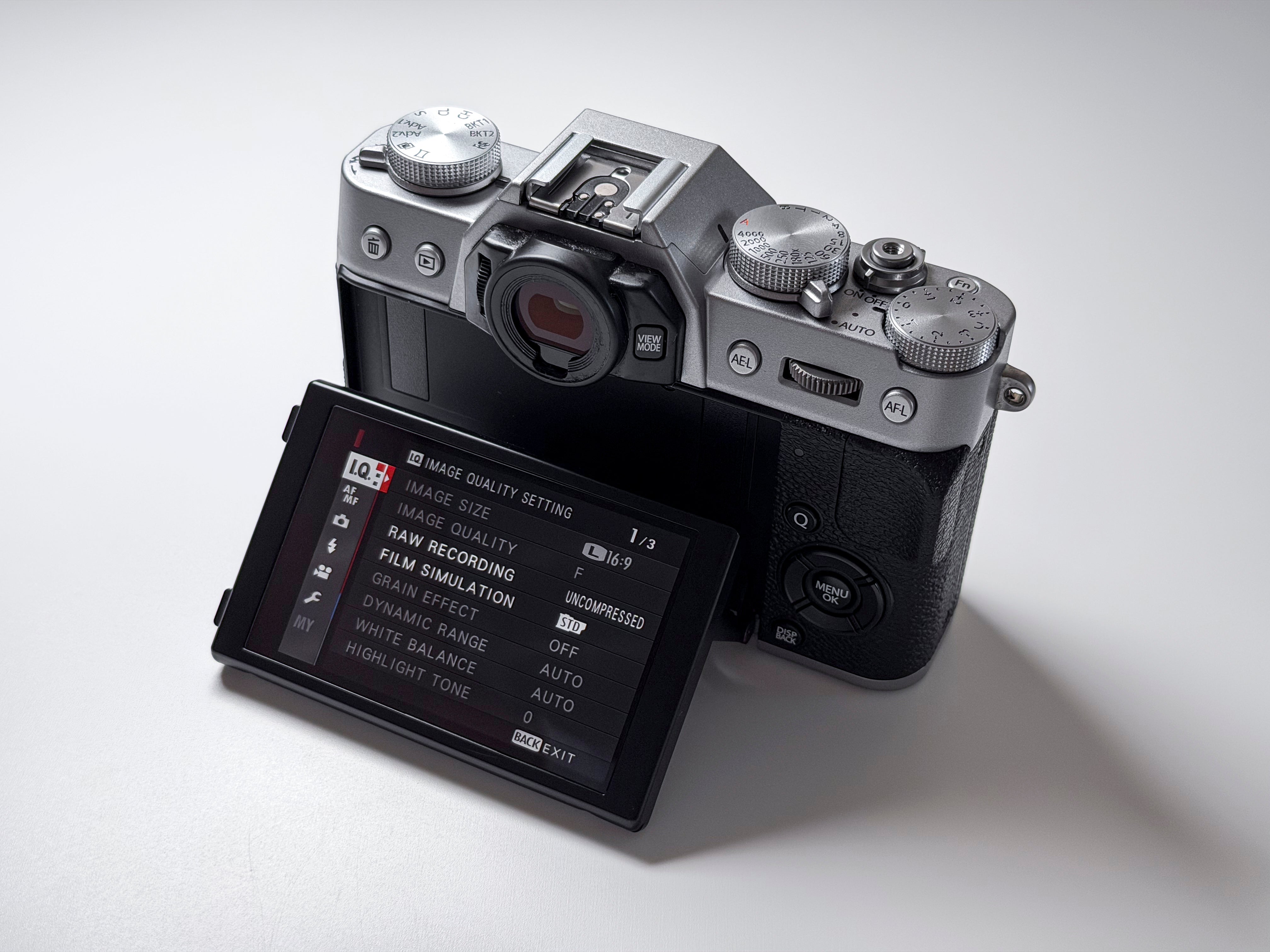 Fujifilm X-T20 Mirrorless 4K Video APS-C- 1 Year Warranty, Excellent Fuji XT20
