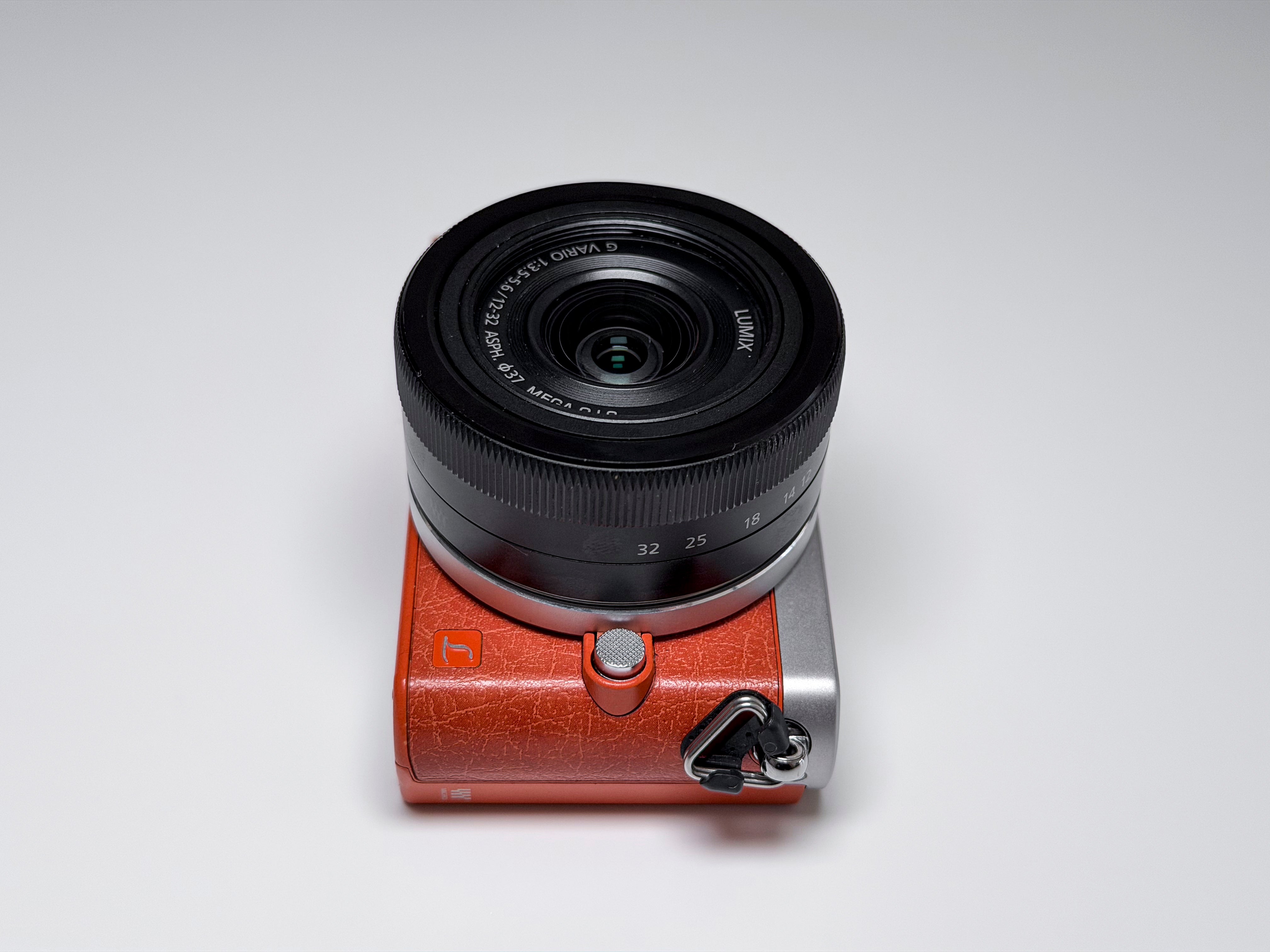 Panasonic Lumix GM1 + 12-32mm OIS Lens - 1 Year Warranty, Excellent GM-1