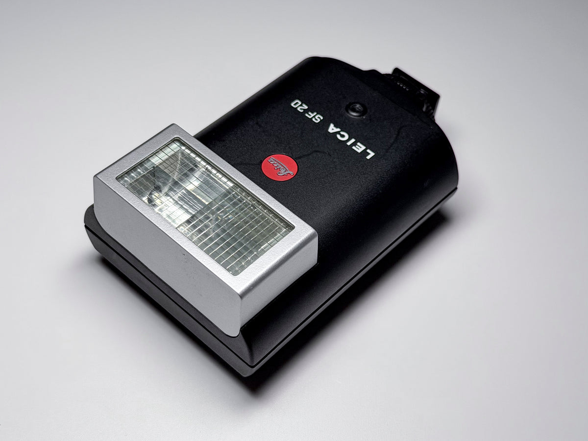 Leica SF 20 Flash TTL for M6, more 1 Year Warranty Perfectly Working SF20 SF-20