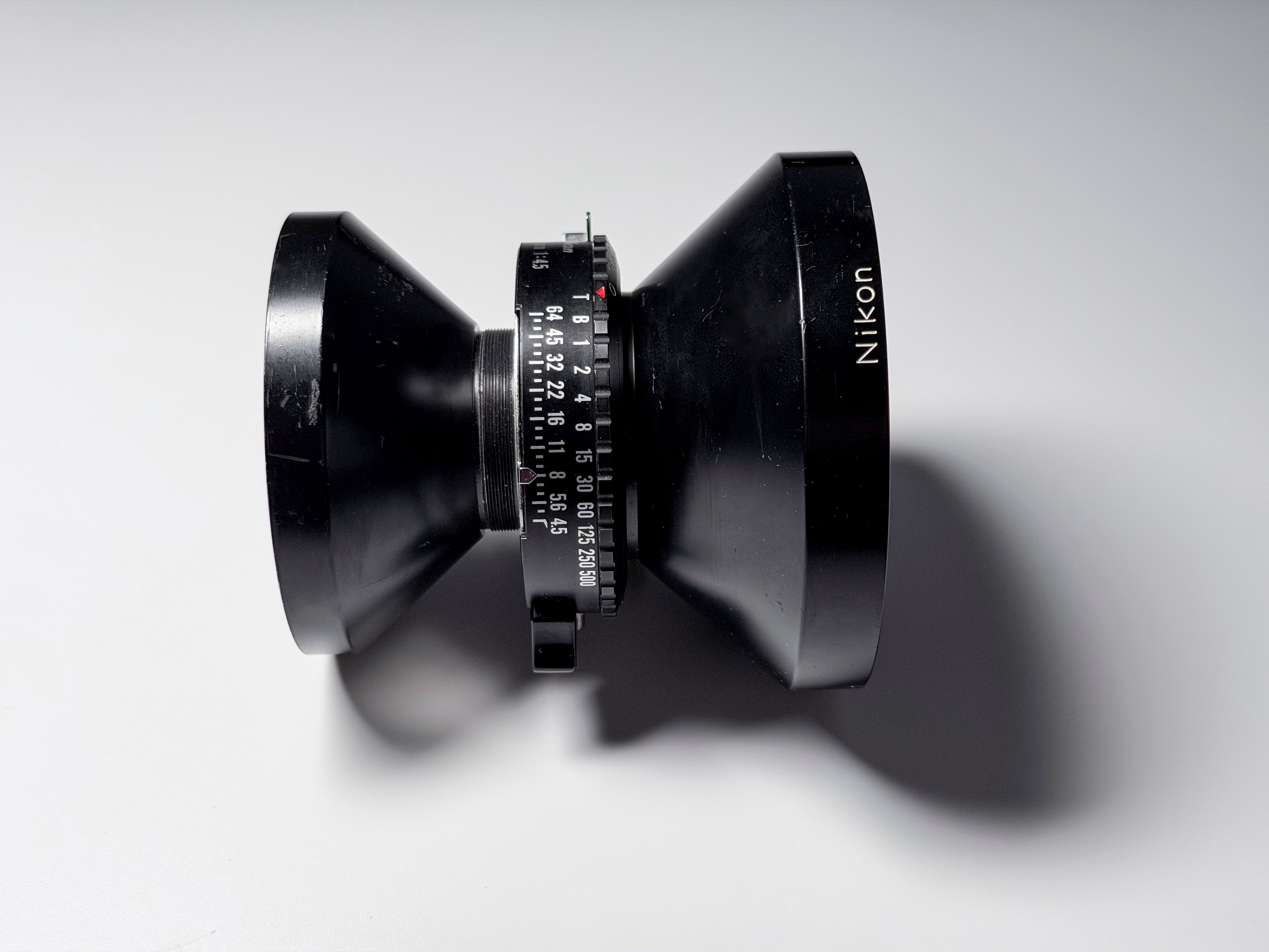 Nikon Nikkor-SW 90mm f/4.5 Large Format Lens with Shutter
