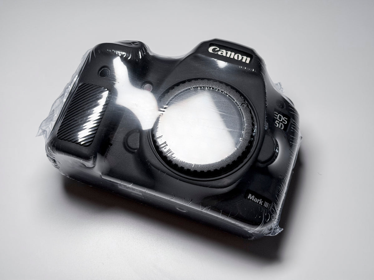 Canon 5D Mark III 3 EOS DSLR Full Frame - 1 Year Warranty, Perfectly Working