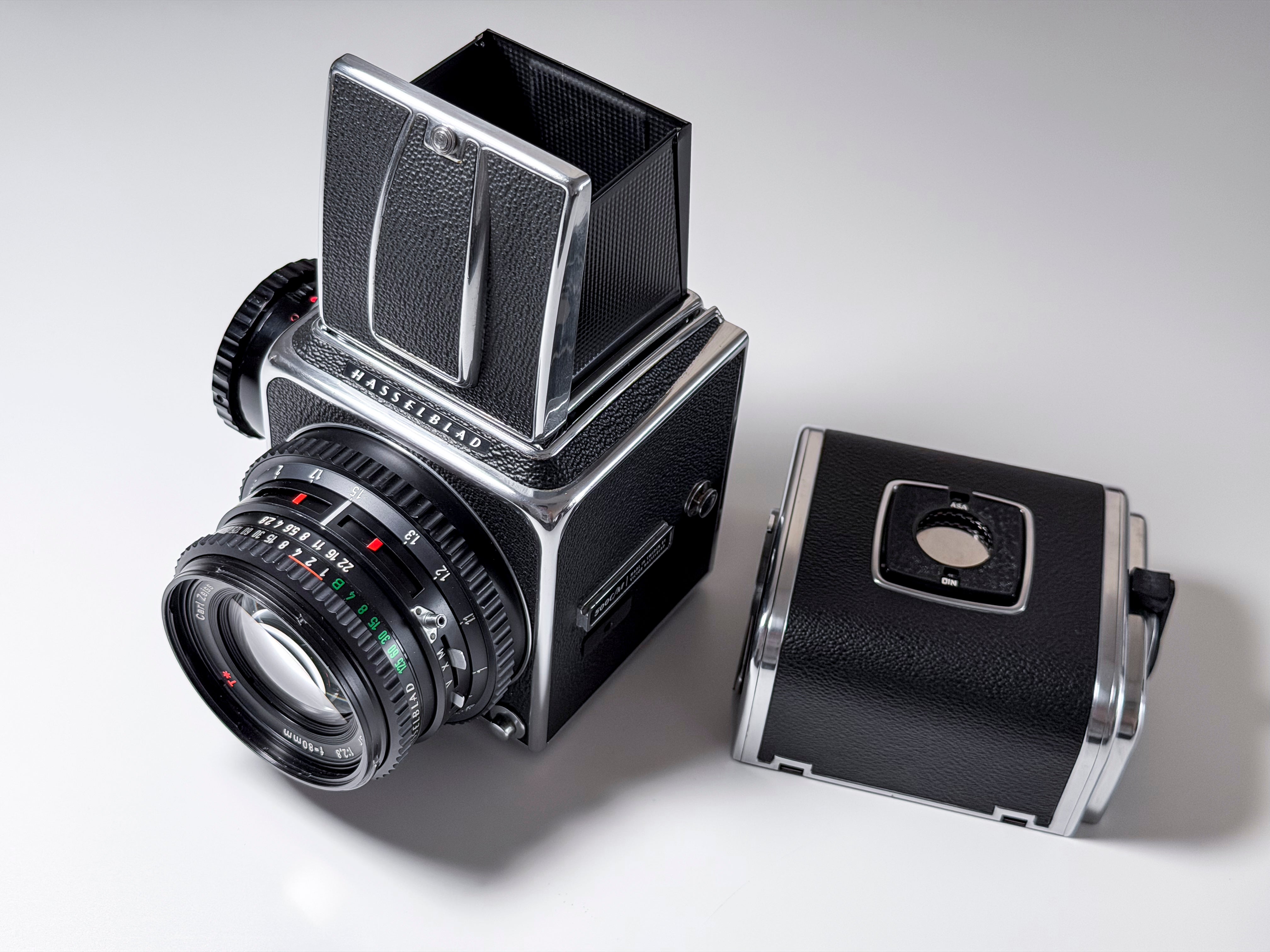 Hasselblad 500 C/M CM + 80mm Zeiss T* 6x6 Medium Format, Excellent, Film Tested