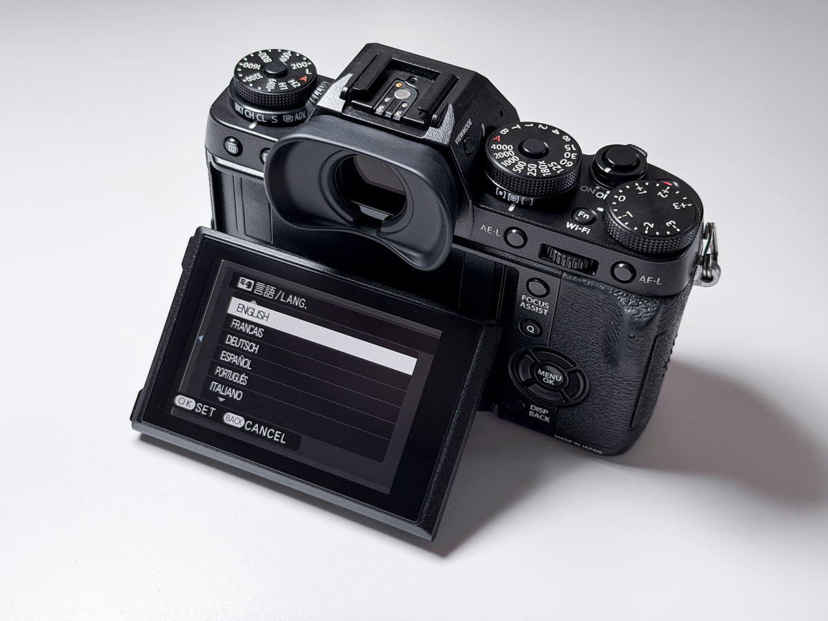 Fujifilm X-T1 Mirrorless Body + Flash and Grip  - 1 Year Warranty Fuji XT1