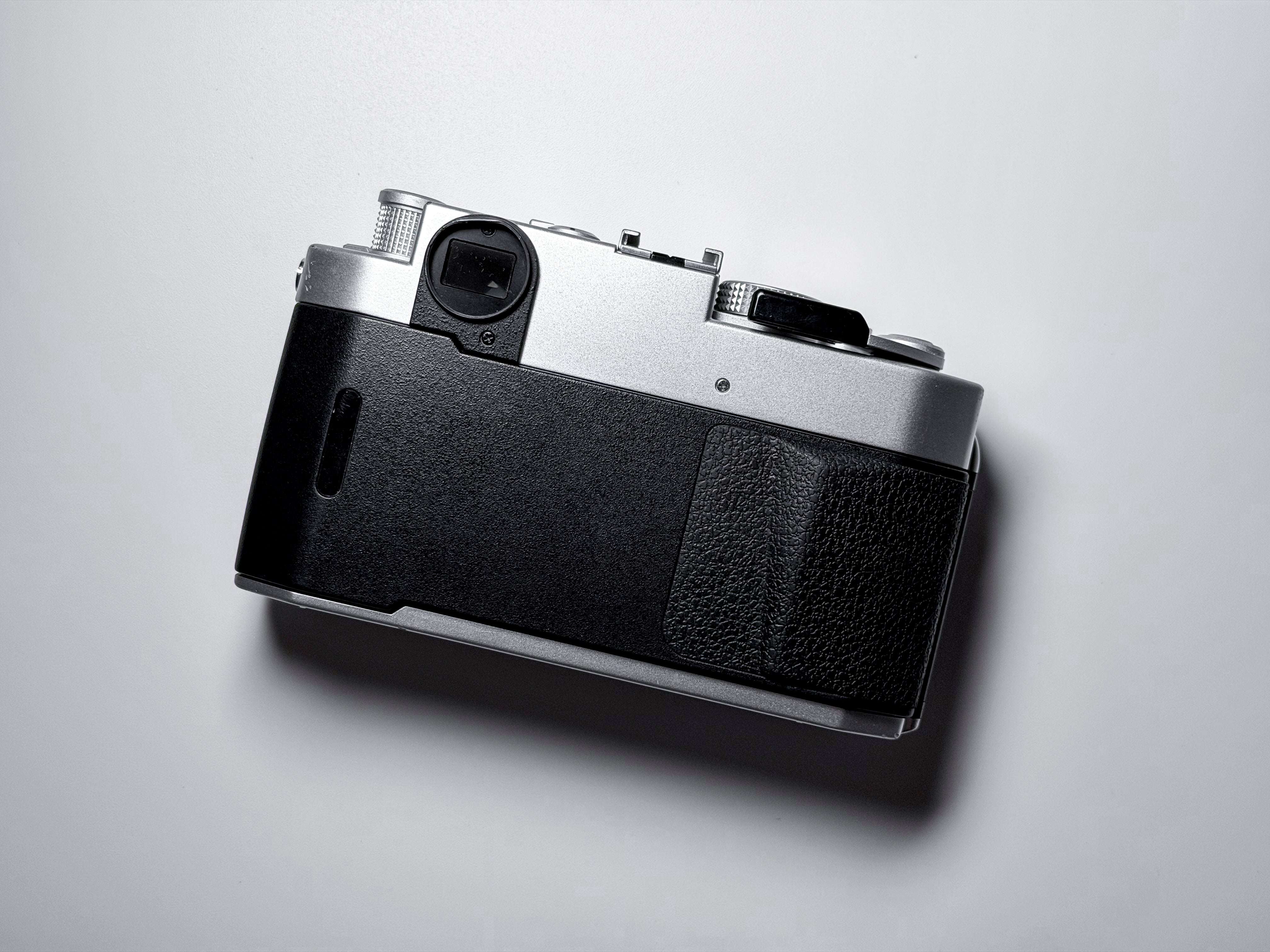 Voigtlander Bessa R3M 250 Jahre Limited Edition 35mm Film Rangefinder - Warranty
