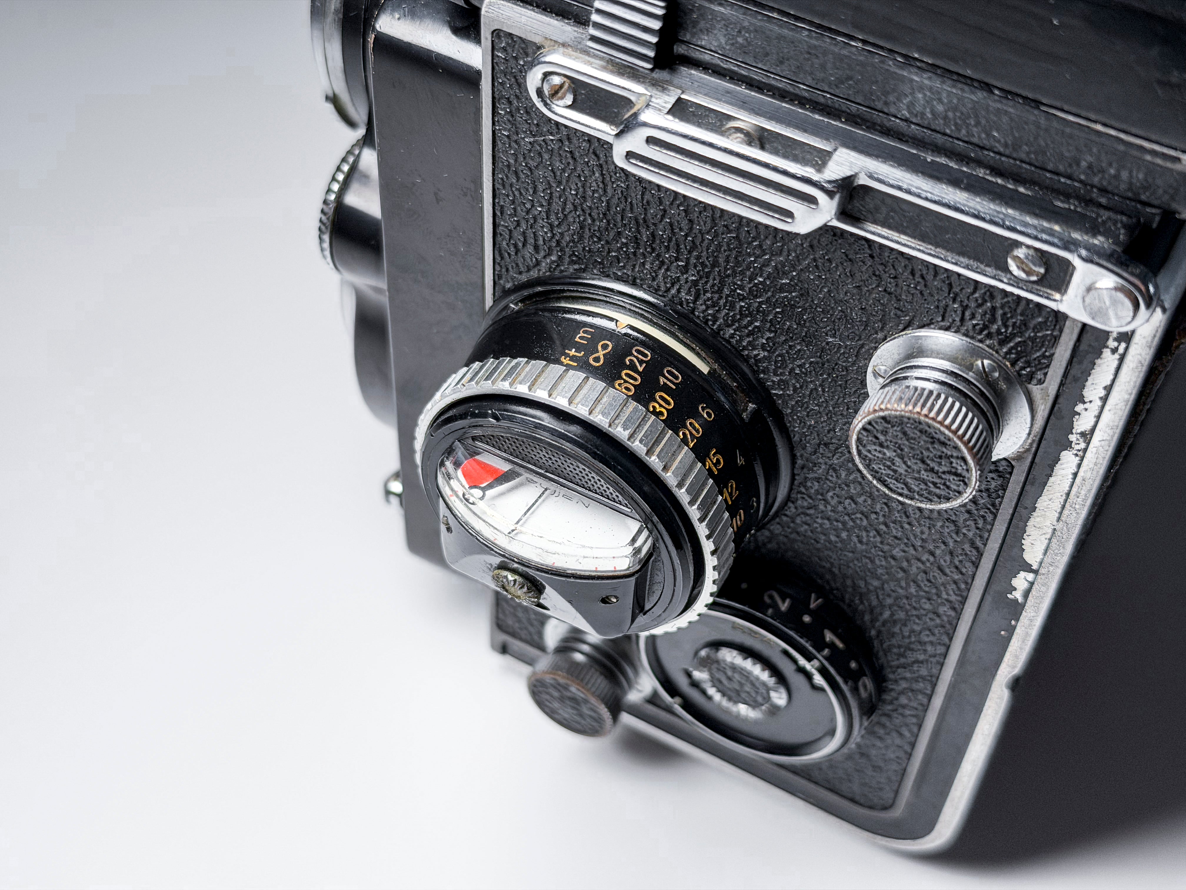 Rolleiflex 2.8F White Face Medium Format 120 Film - Tested