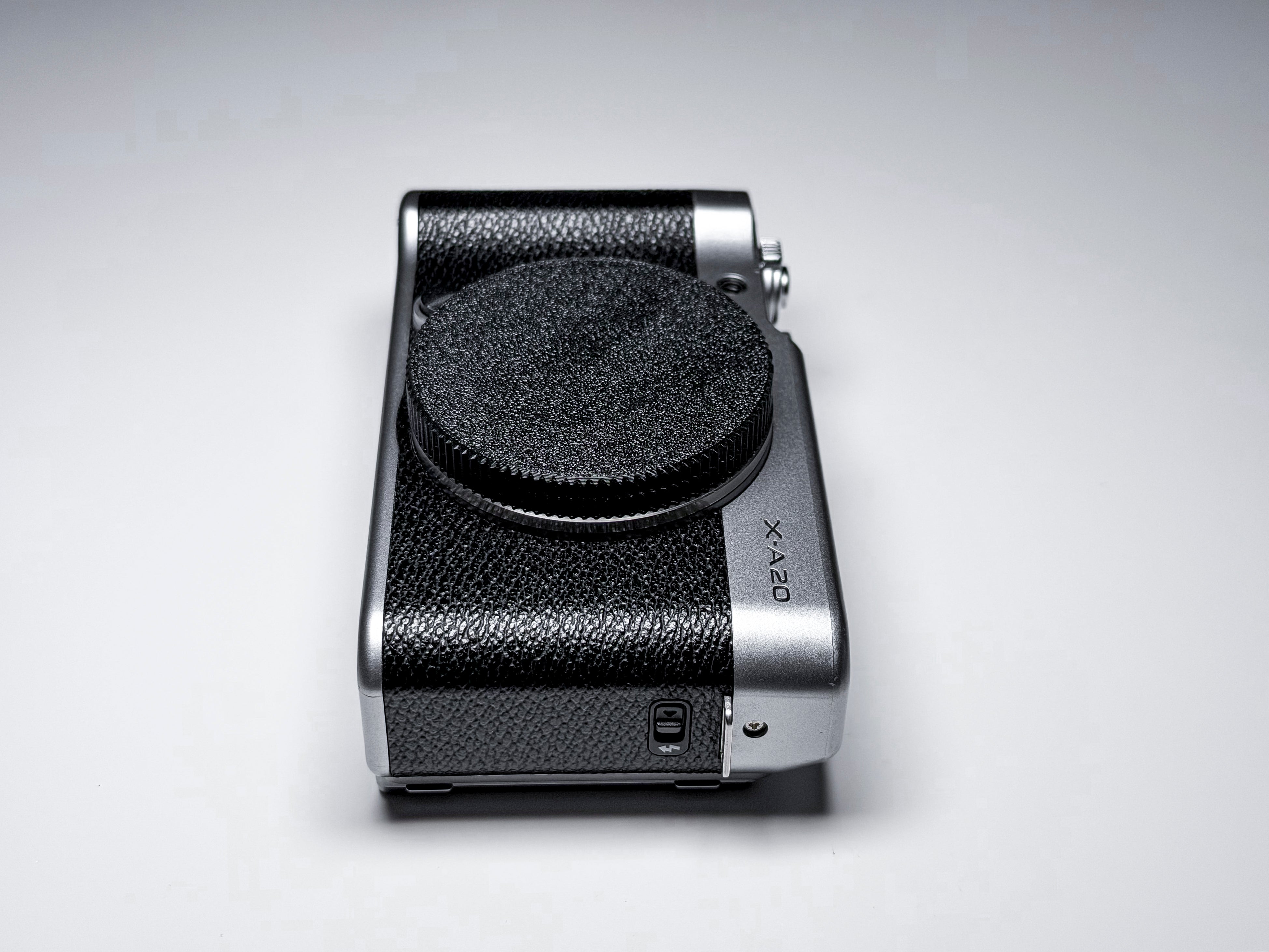 Fujifilm X-A20 APS-C Mirrorless Body - 1 Year Warranty Perfectly Working, Fuji X