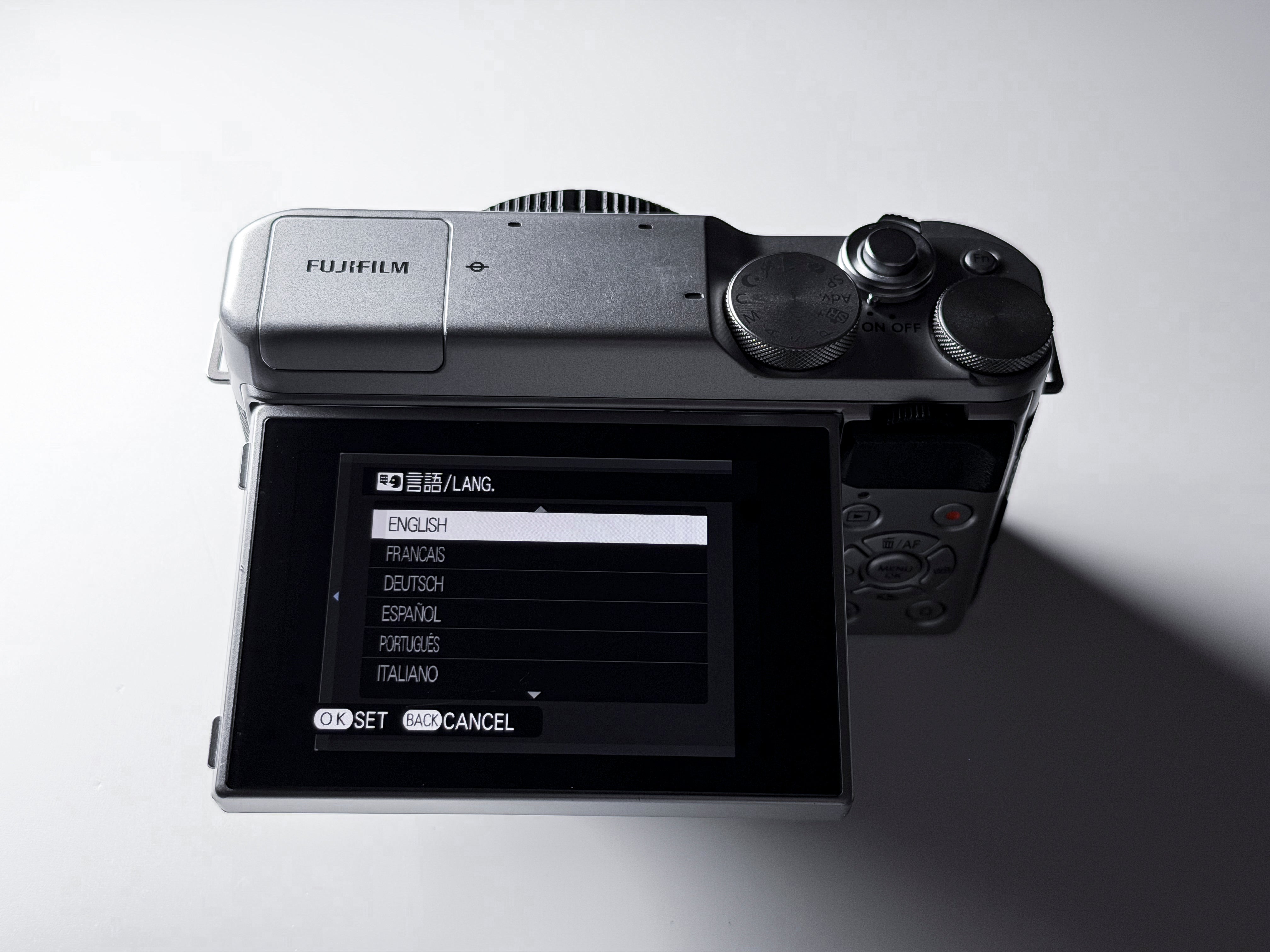 Fujifilm X-A20 APS-C Mirrorless Body - 1 Year Warranty Perfectly Working, Fuji X