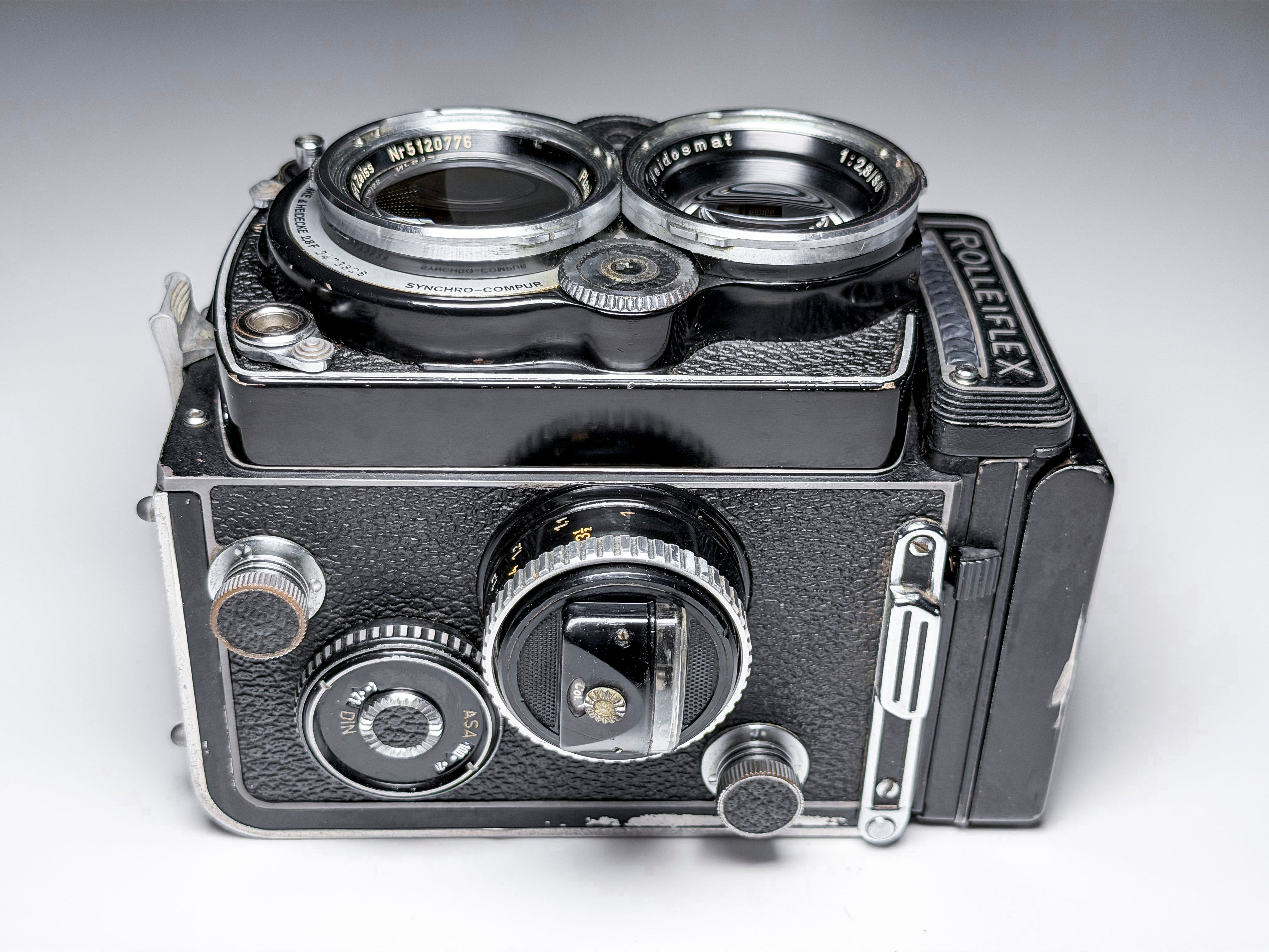 Rolleiflex 2.8F White Face Medium Format 120 Film - Tested