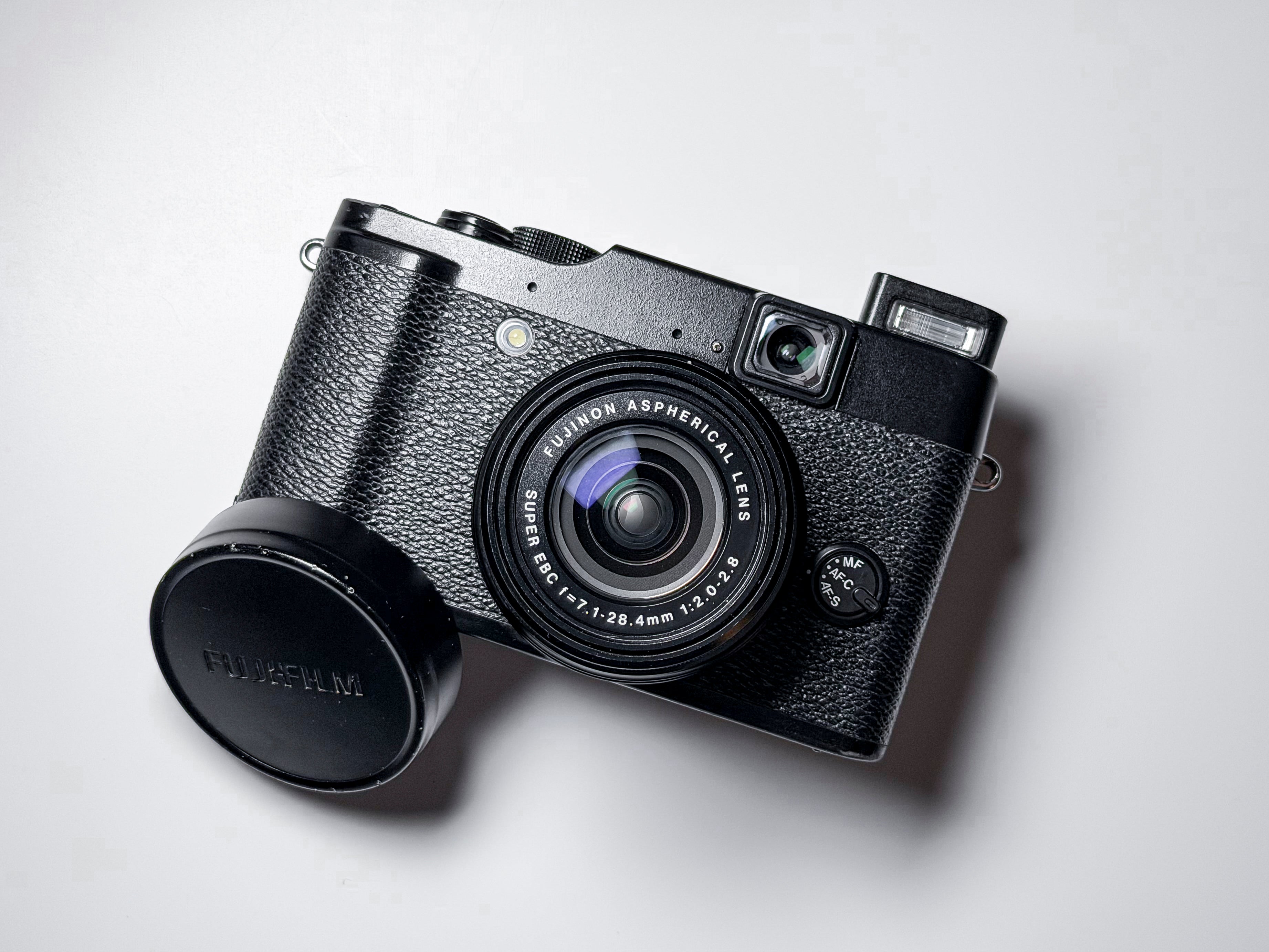 Fujifilm X10 Compact Camera Zoom Optical Viewfinder - 1 Year Warranty Fuji X-10