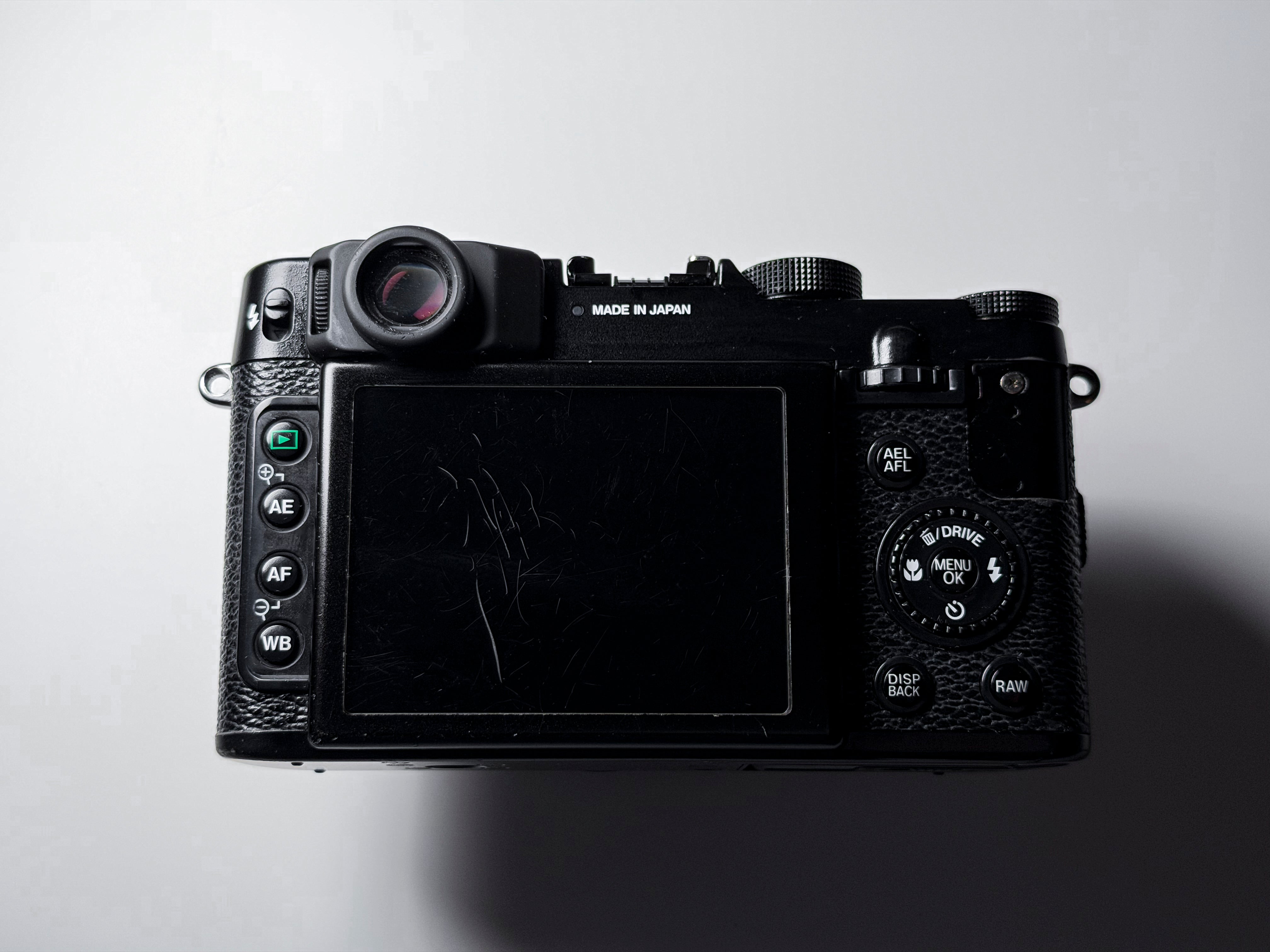 Fujifilm X10 Compact Camera Zoom Optical Viewfinder - 1 Year Warranty Fuji X-10