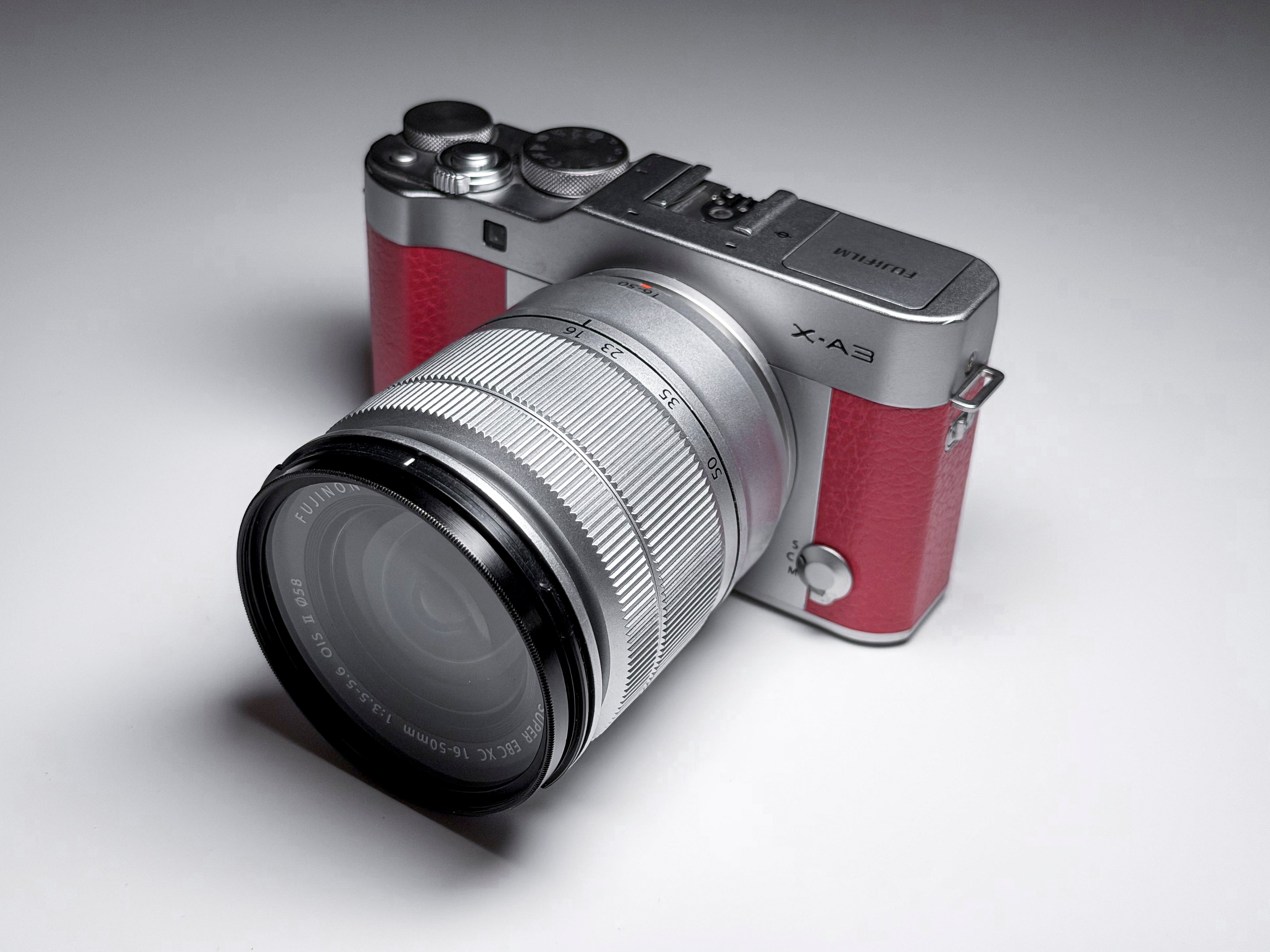 Fujifilm X-A3 + 16-50mm Kit APS-C Fuji XA3 - 1 Year Warranty, Excellent