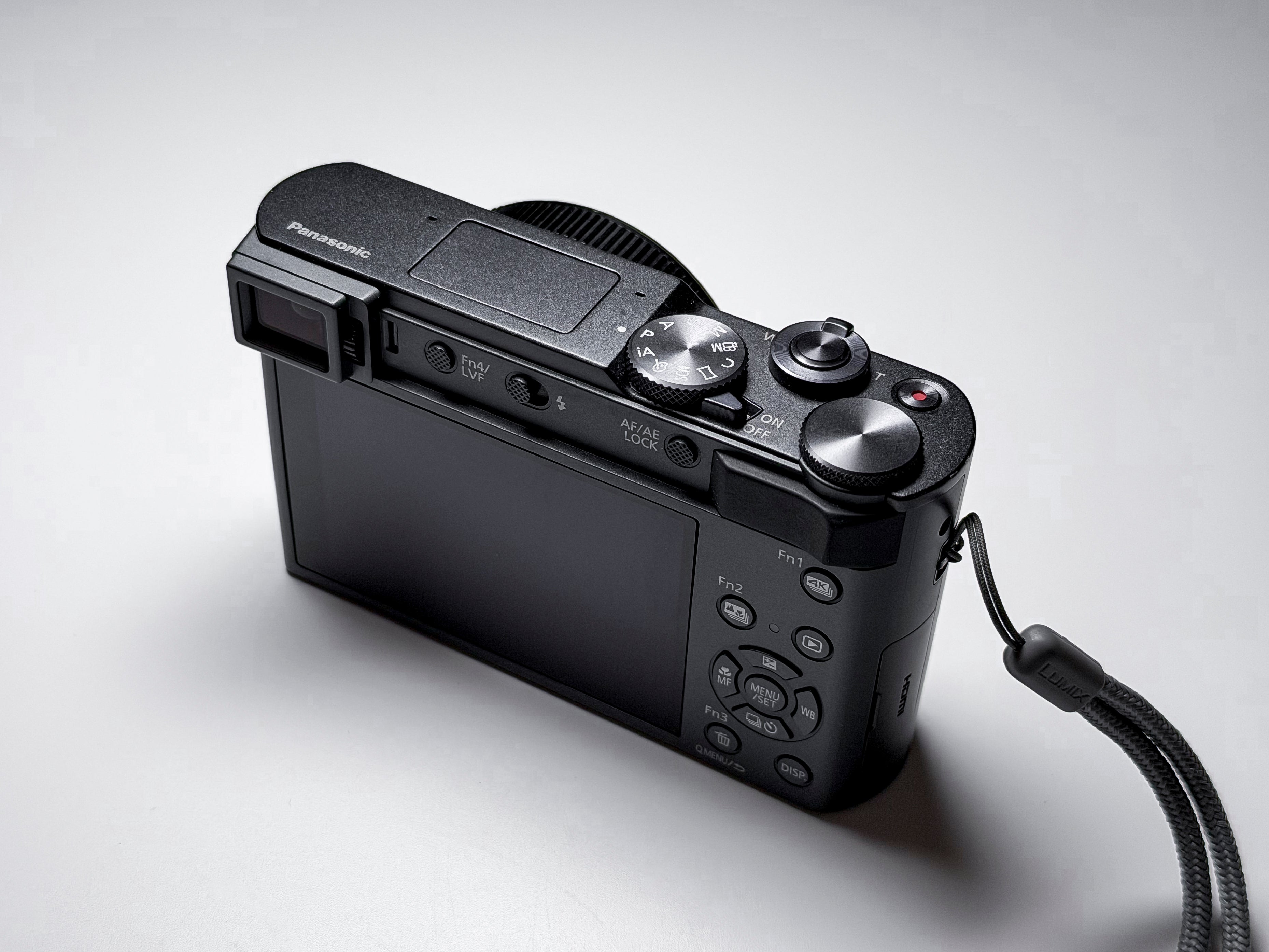 Panasonic Lumix TZ200 15x Leica Lens - 1 Year Warranty, Excellent ZS200 TZ-200