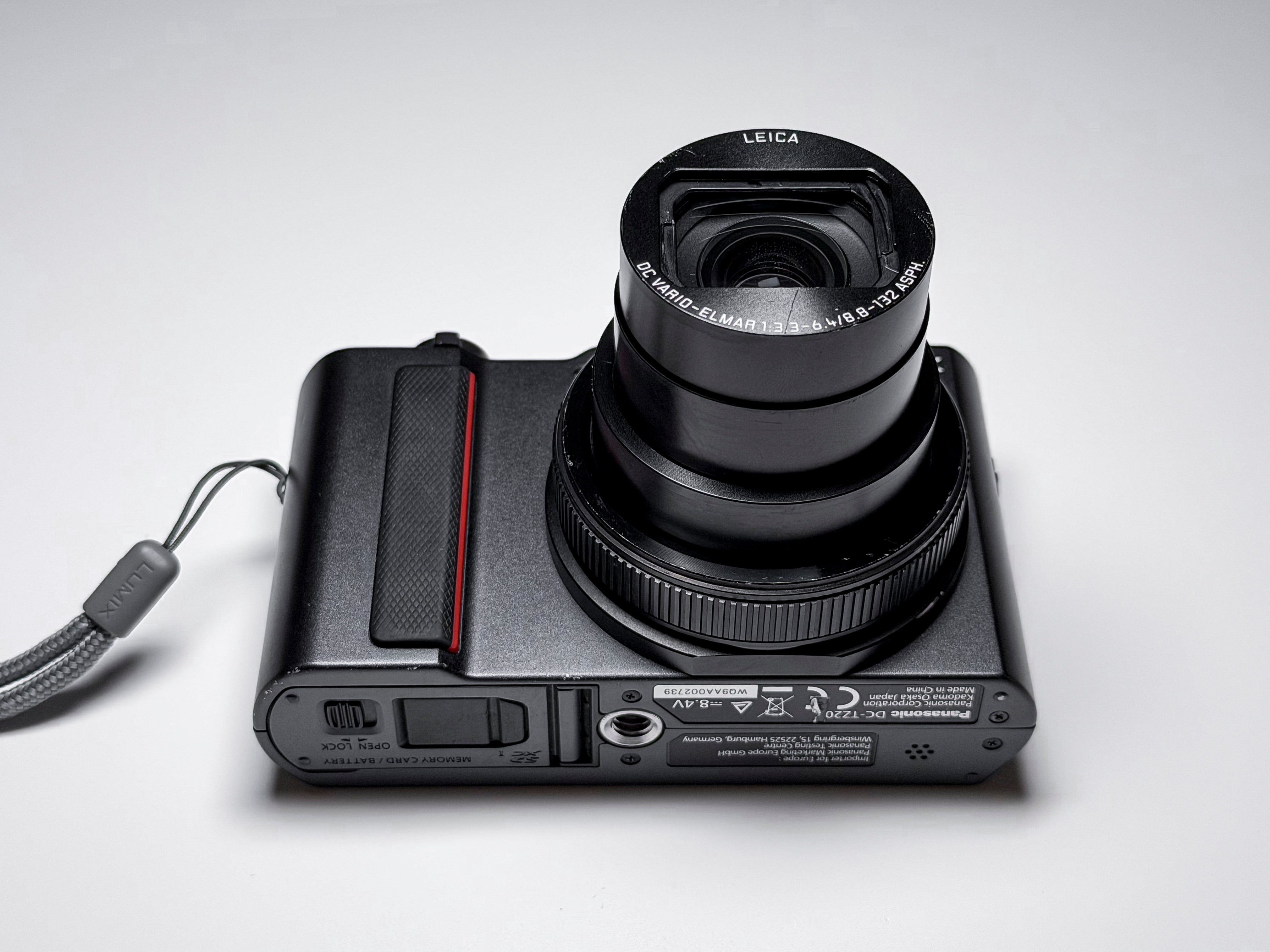 Panasonic Lumix TZ200 15x Leica Lens - 1 Year Warranty, Excellent ZS200 TZ-200