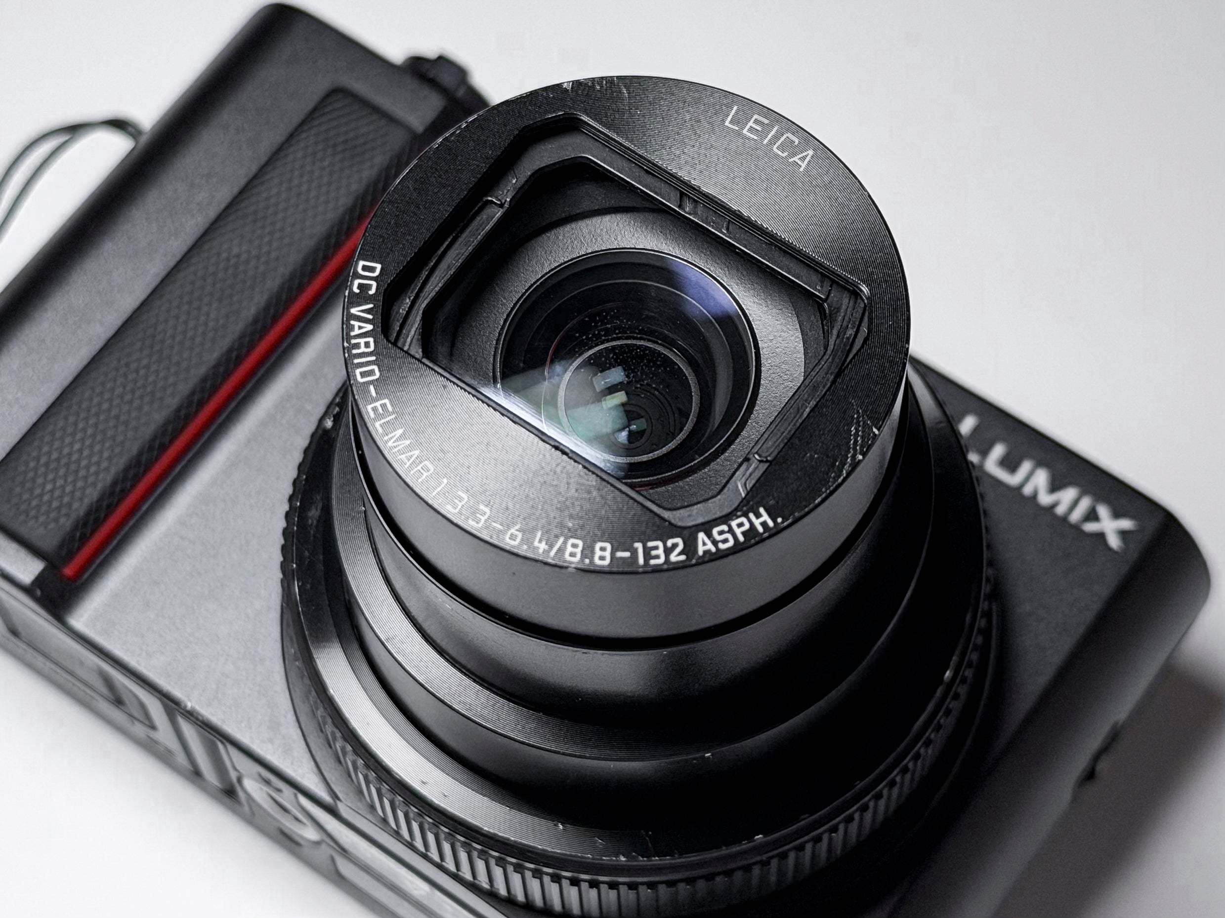 Panasonic Lumix TZ200 15x Leica Lens - 1 Year Warranty, Excellent ZS200 TZ-200