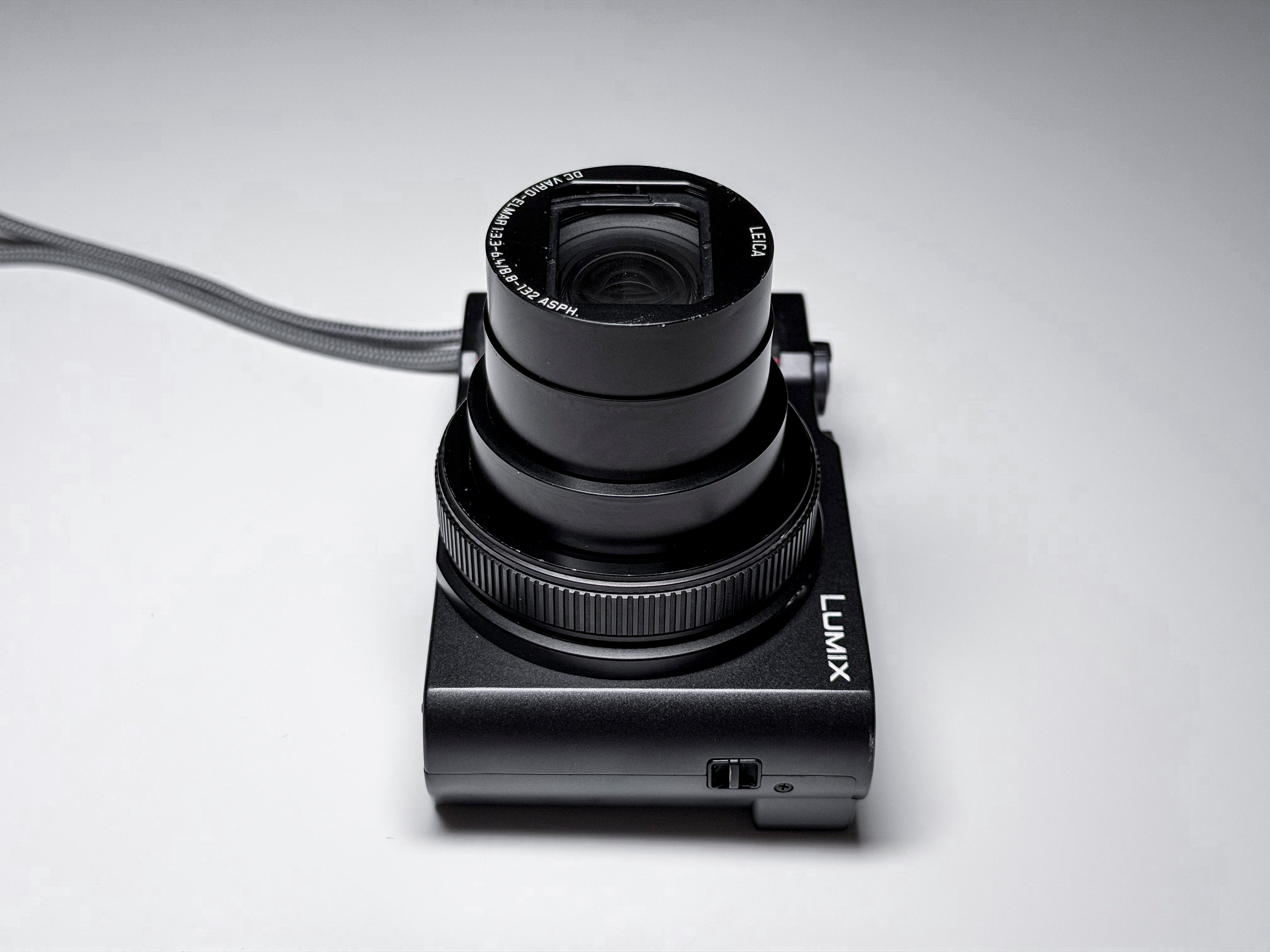 Panasonic Lumix TZ200 15x Leica Lens - 1 Year Warranty, Excellent ZS200 TZ-200