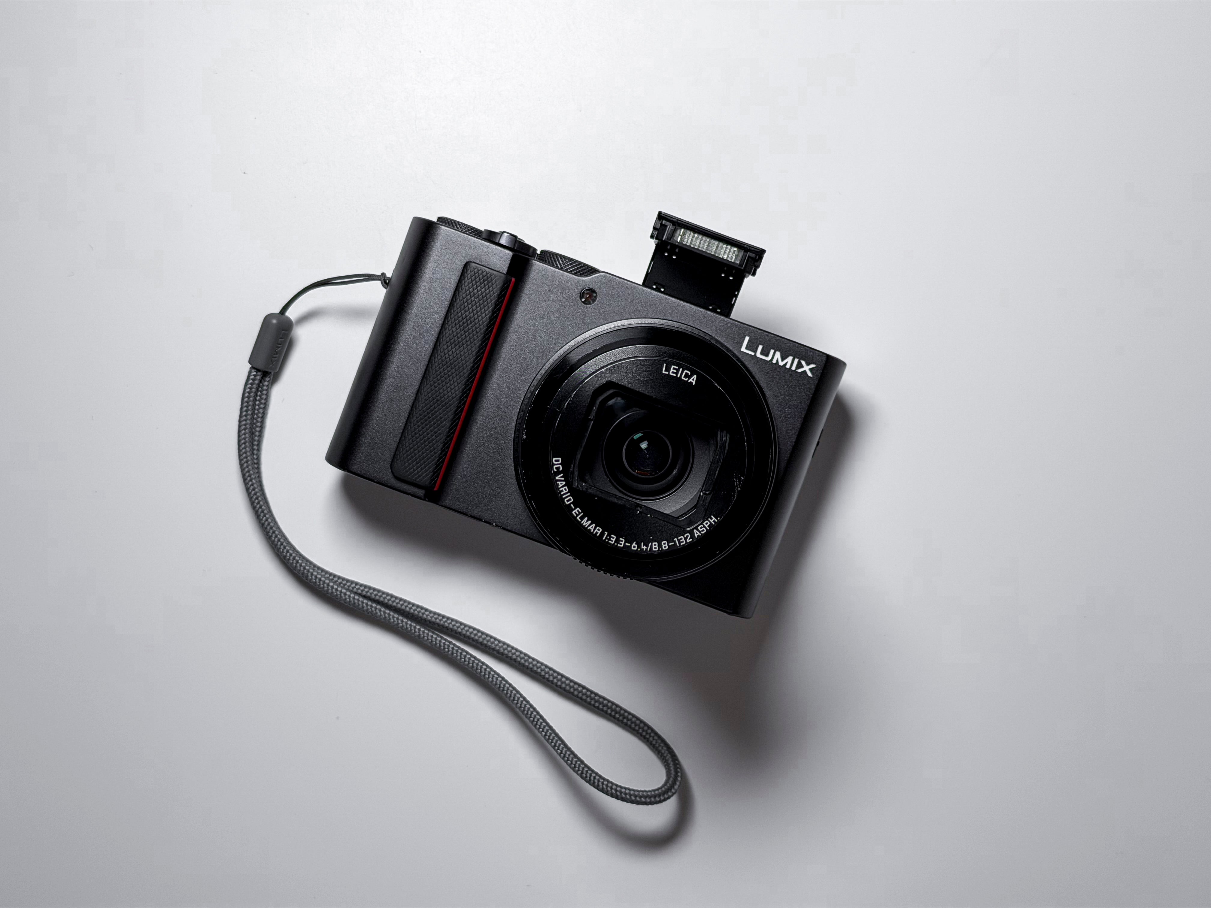 Panasonic Lumix TZ200 15x Leica Lens - 1 Year Warranty, Excellent ZS200 TZ-200
