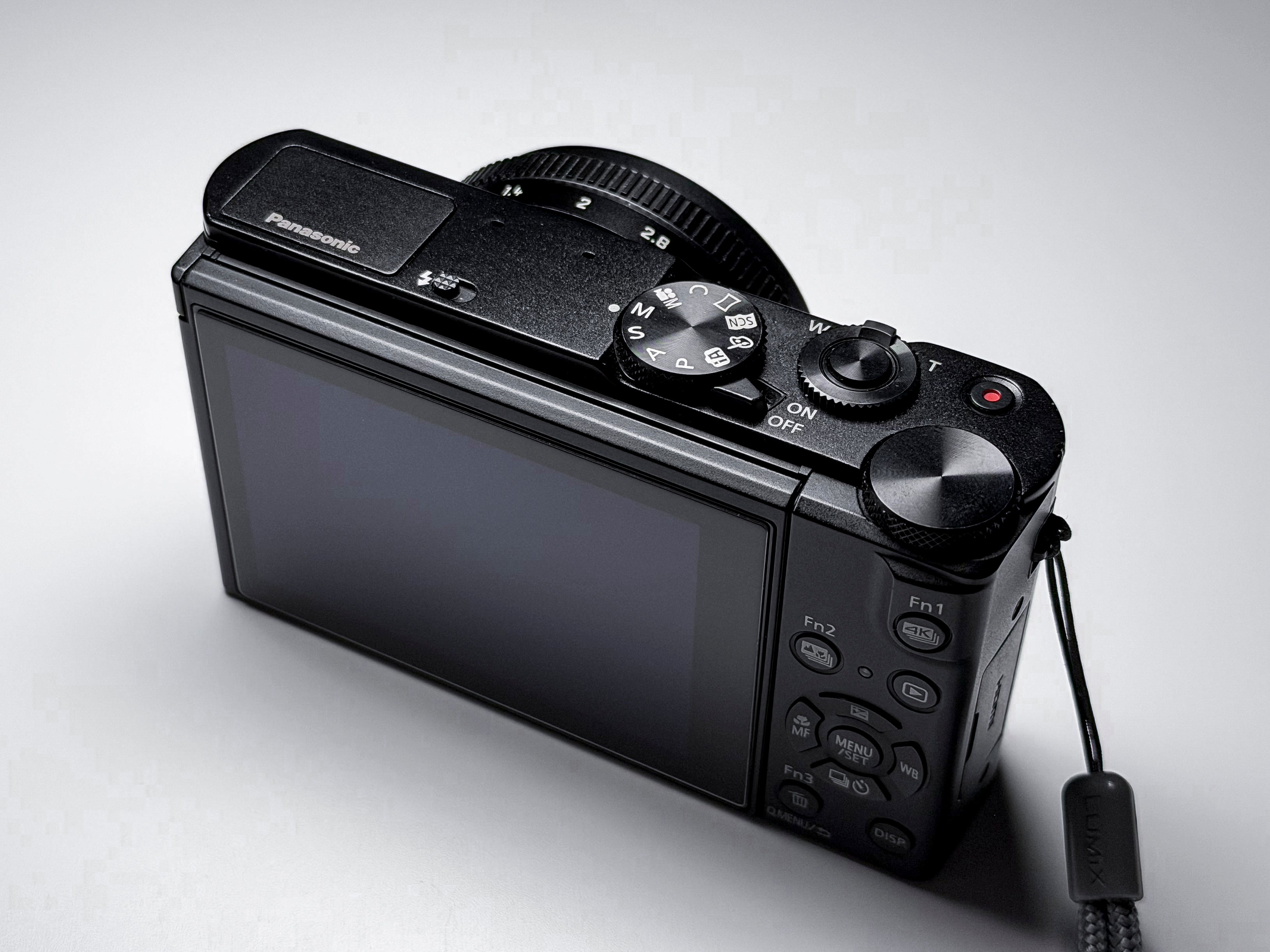 Panasonic Lumix LX15 LX10 with Leica Summilux 4K - Warranty, Excellent Condition