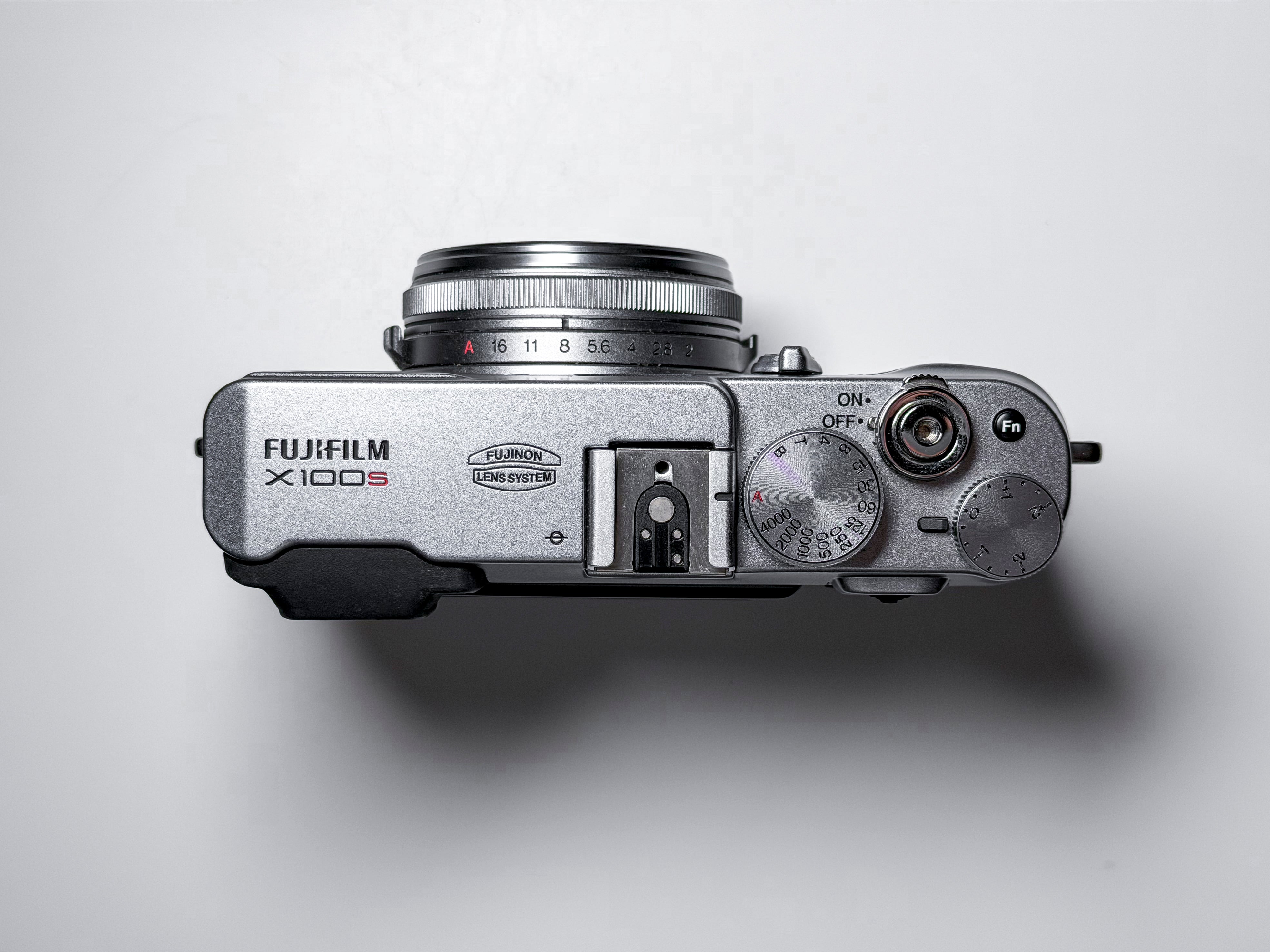 Fujifilm X100S APS-C 16.3 Mpx X-Trans - Excellent, Read Description Fuji