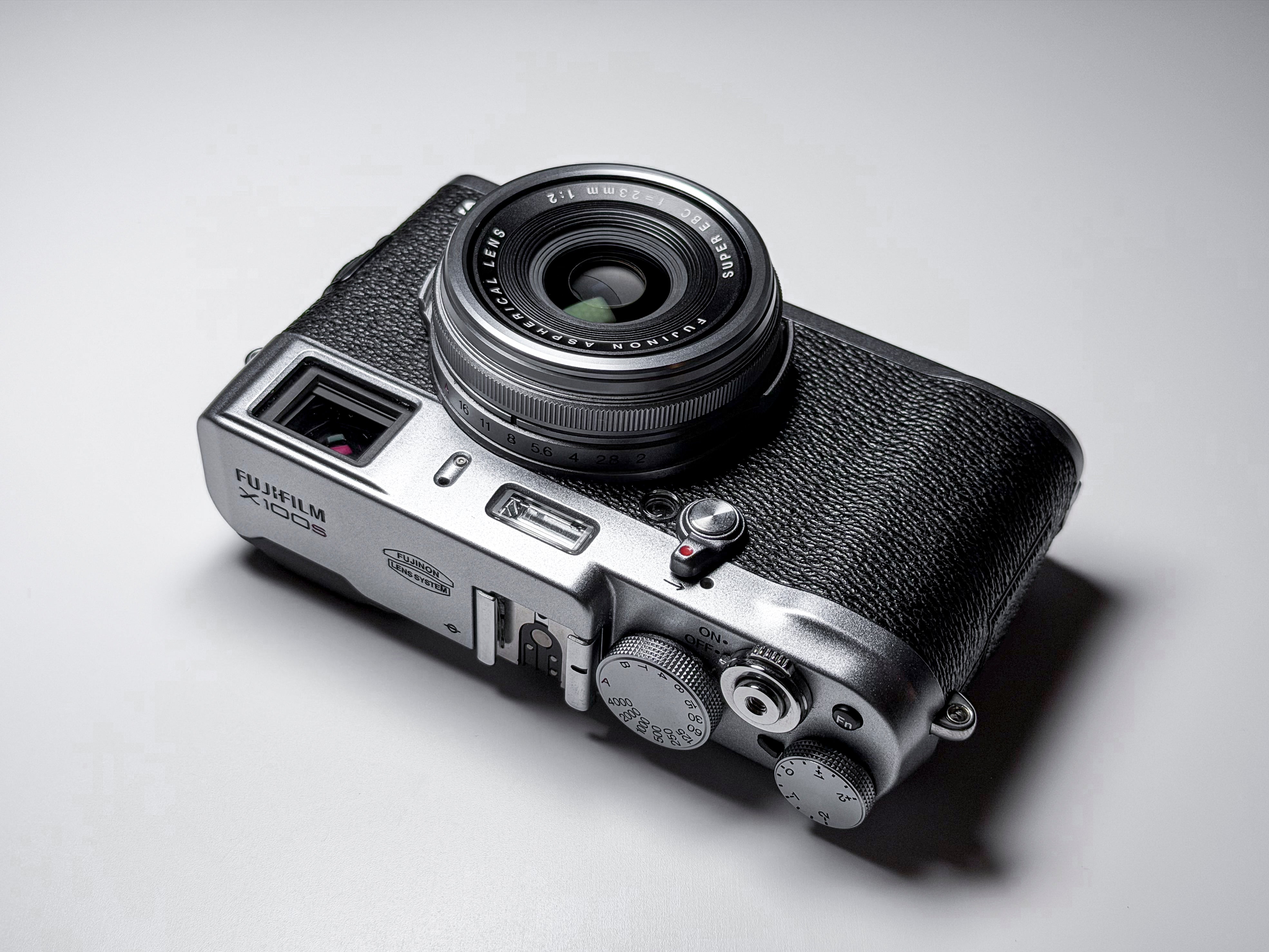 Fujifilm X100S APS-C 16.3 Mpx X-Trans - Excellent, Read Description Fuji