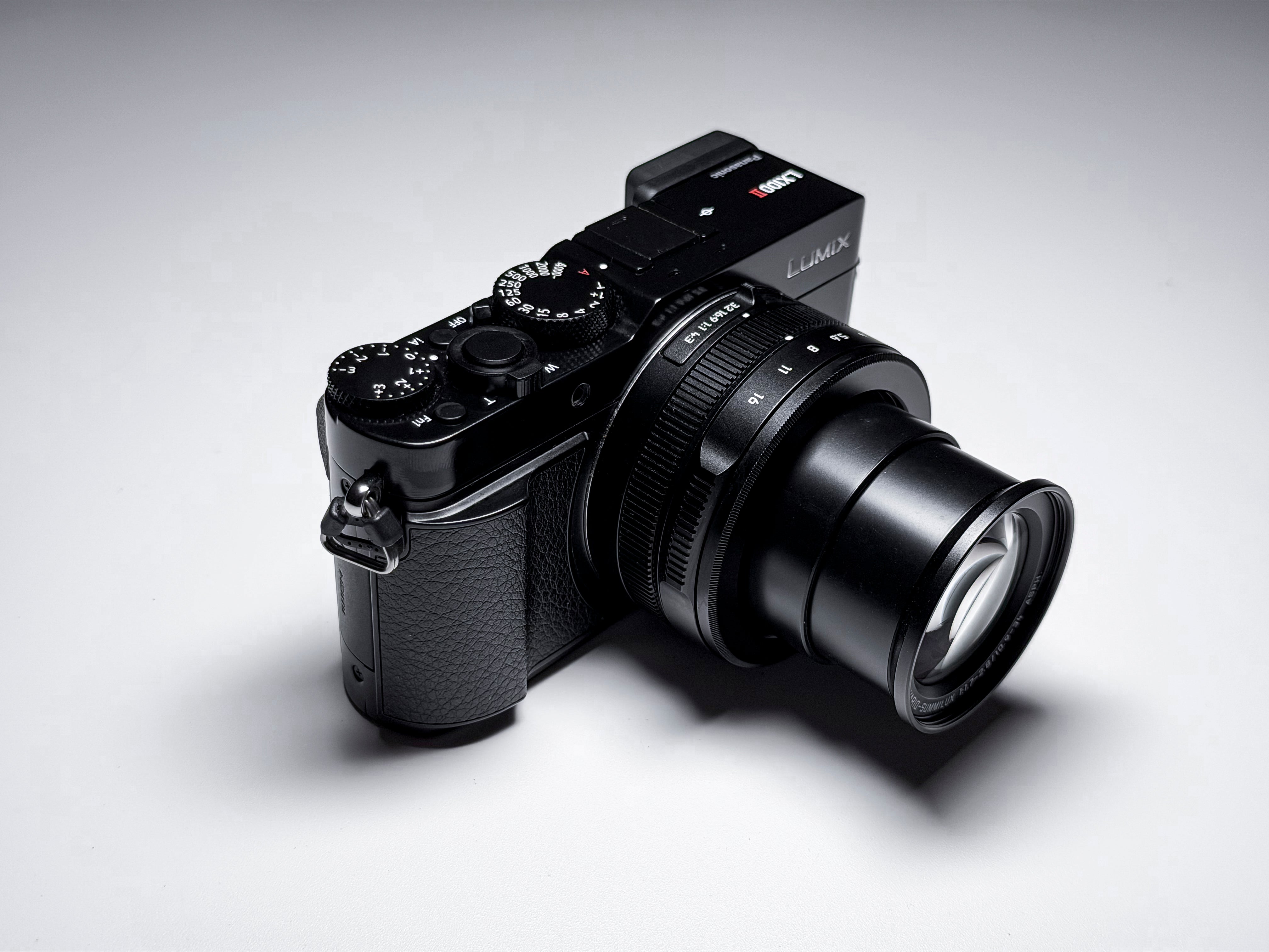 Panasonic Lumix LX100 II Leica Lens MFT Sensor - Near Mint, 1 Year Warranty,