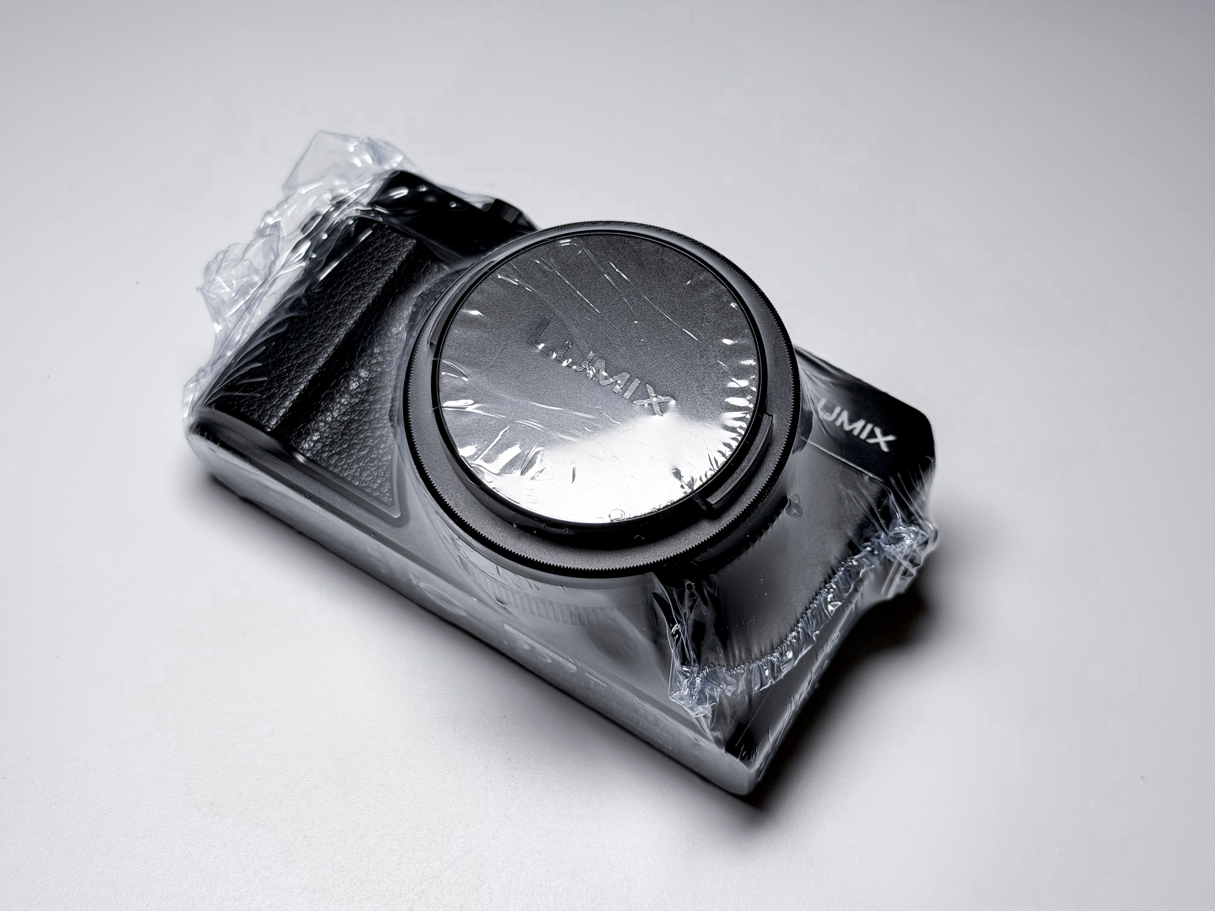 Panasonic Lumix LX100 II Leica Lens MFT Sensor - Near Mint, 1 Year Warranty,