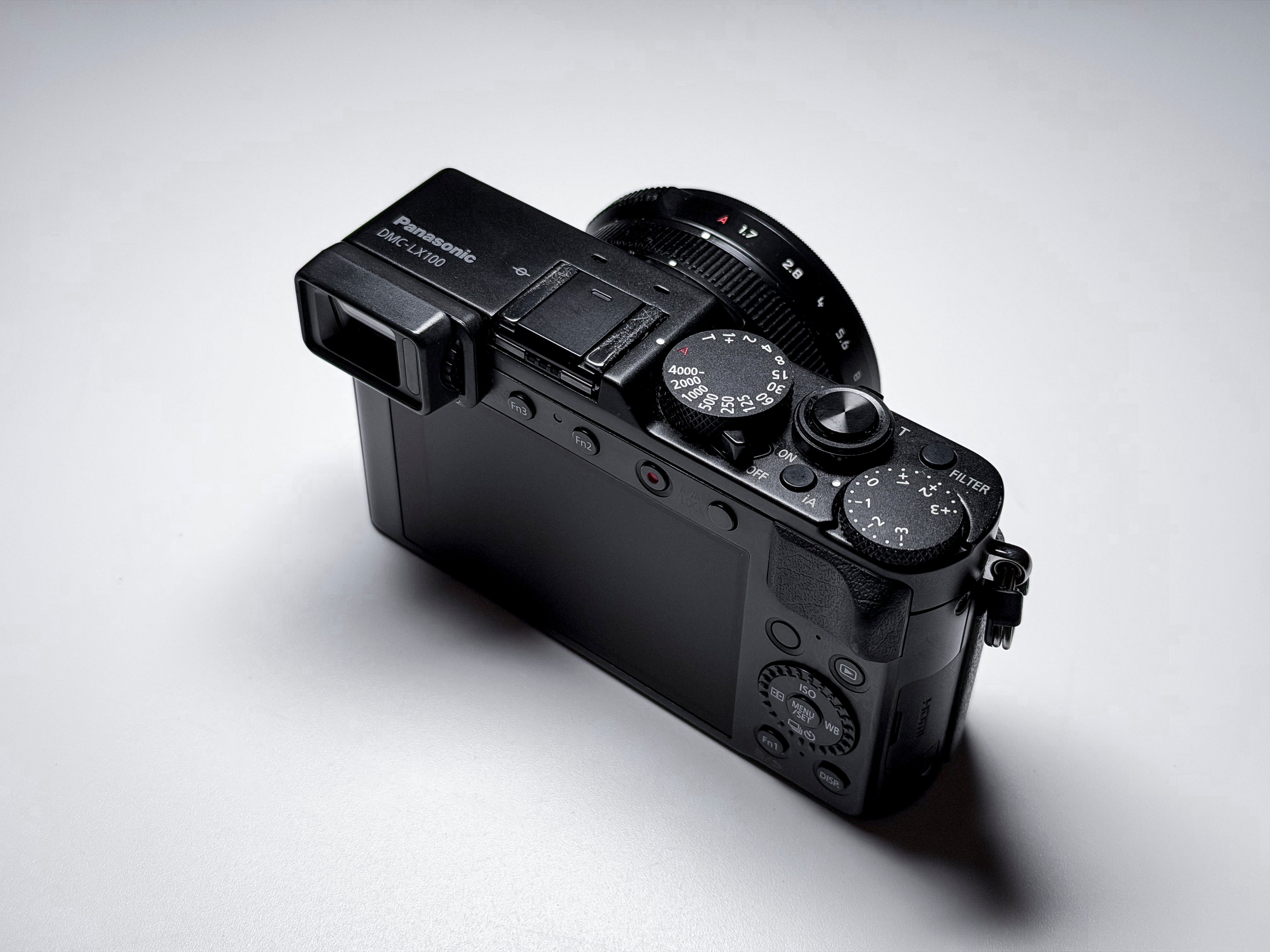 Panasonic Lumix LX100 Leica Lens - 1 Year Warranty, Excellent