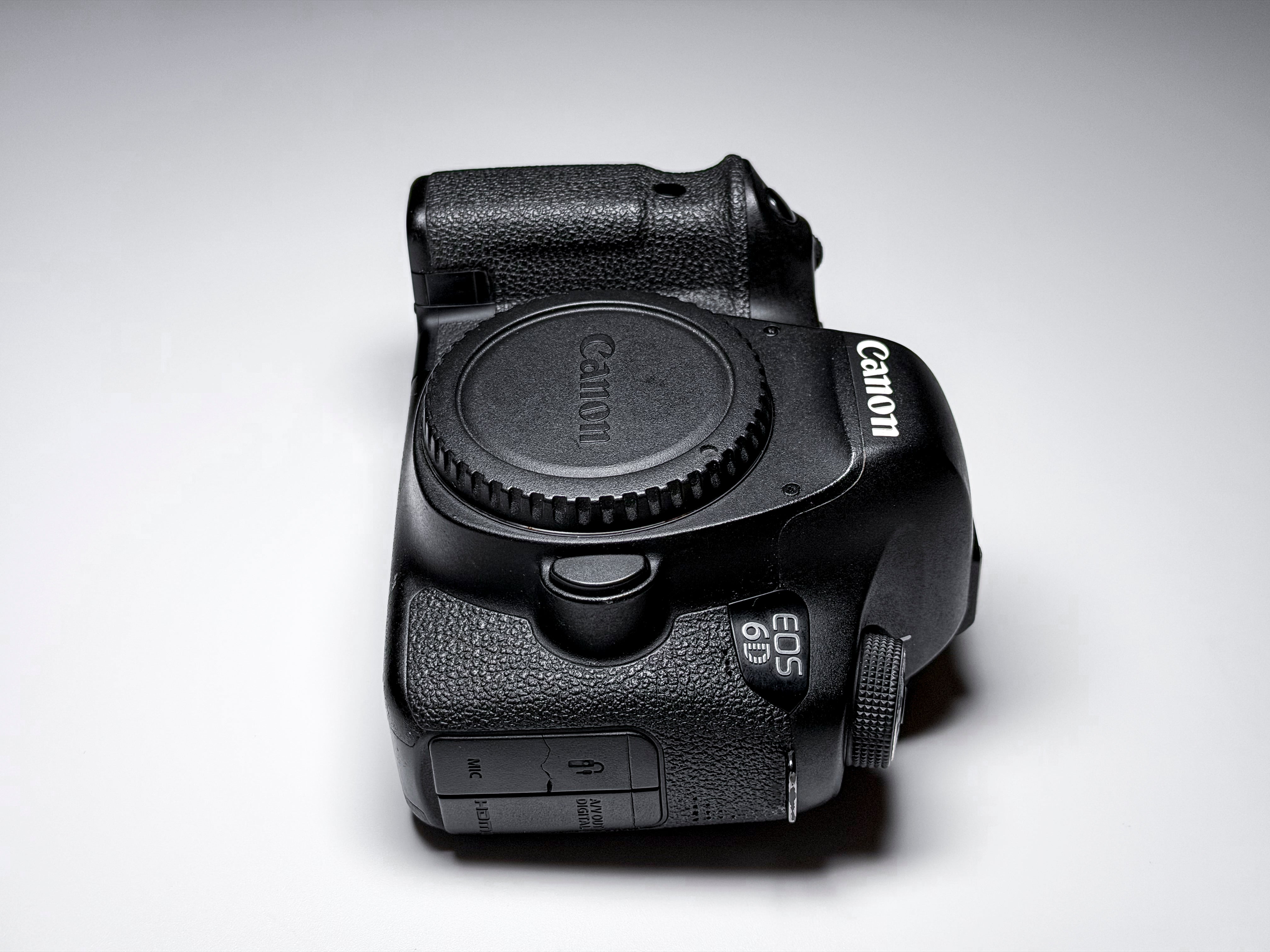 Canon 6D Full Frame DSLR EF Mount - 1 Year Warranty, Excellent