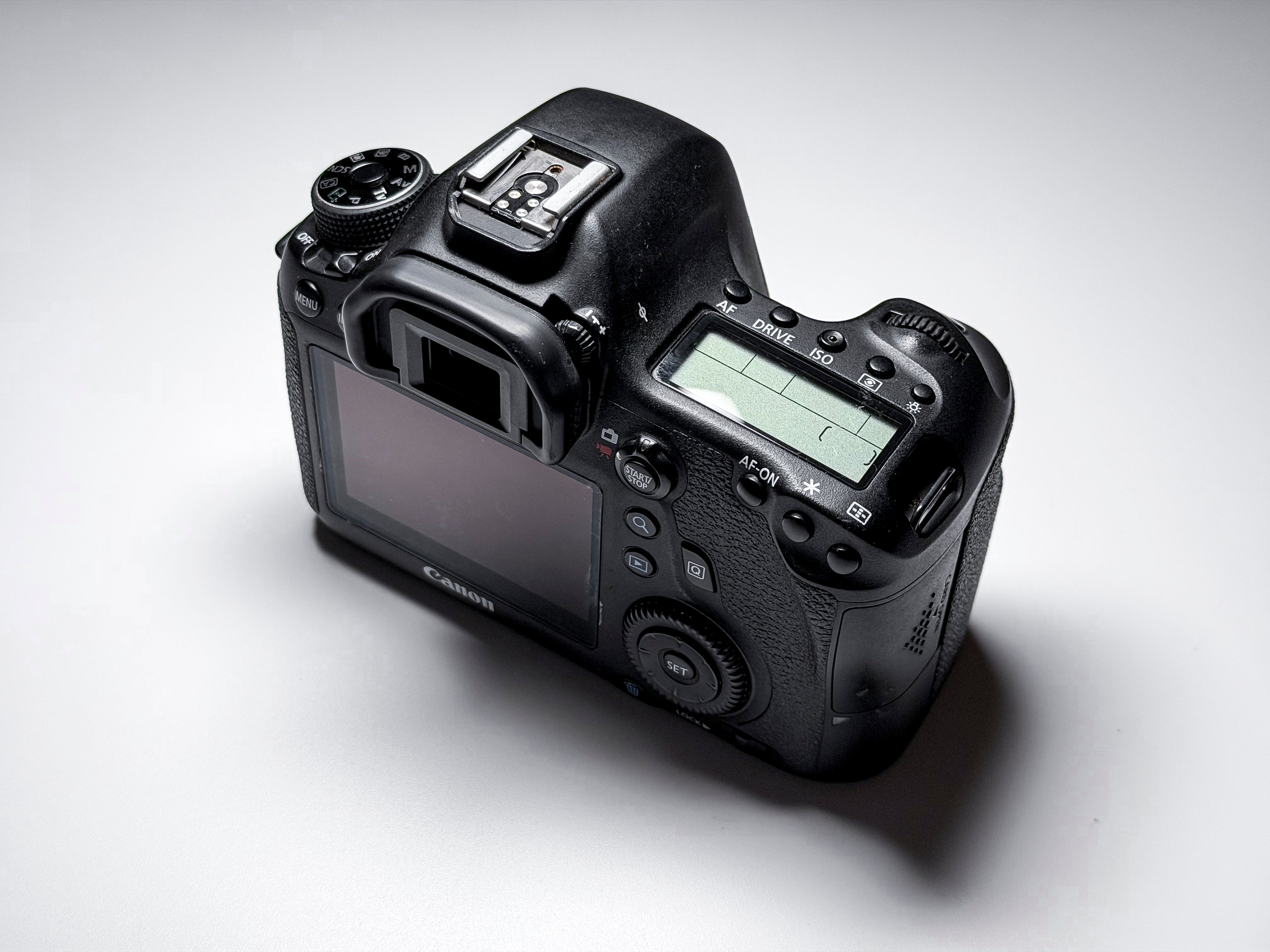 Canon 6D Full Frame DSLR EF Mount - 1 Year Warranty, Excellent