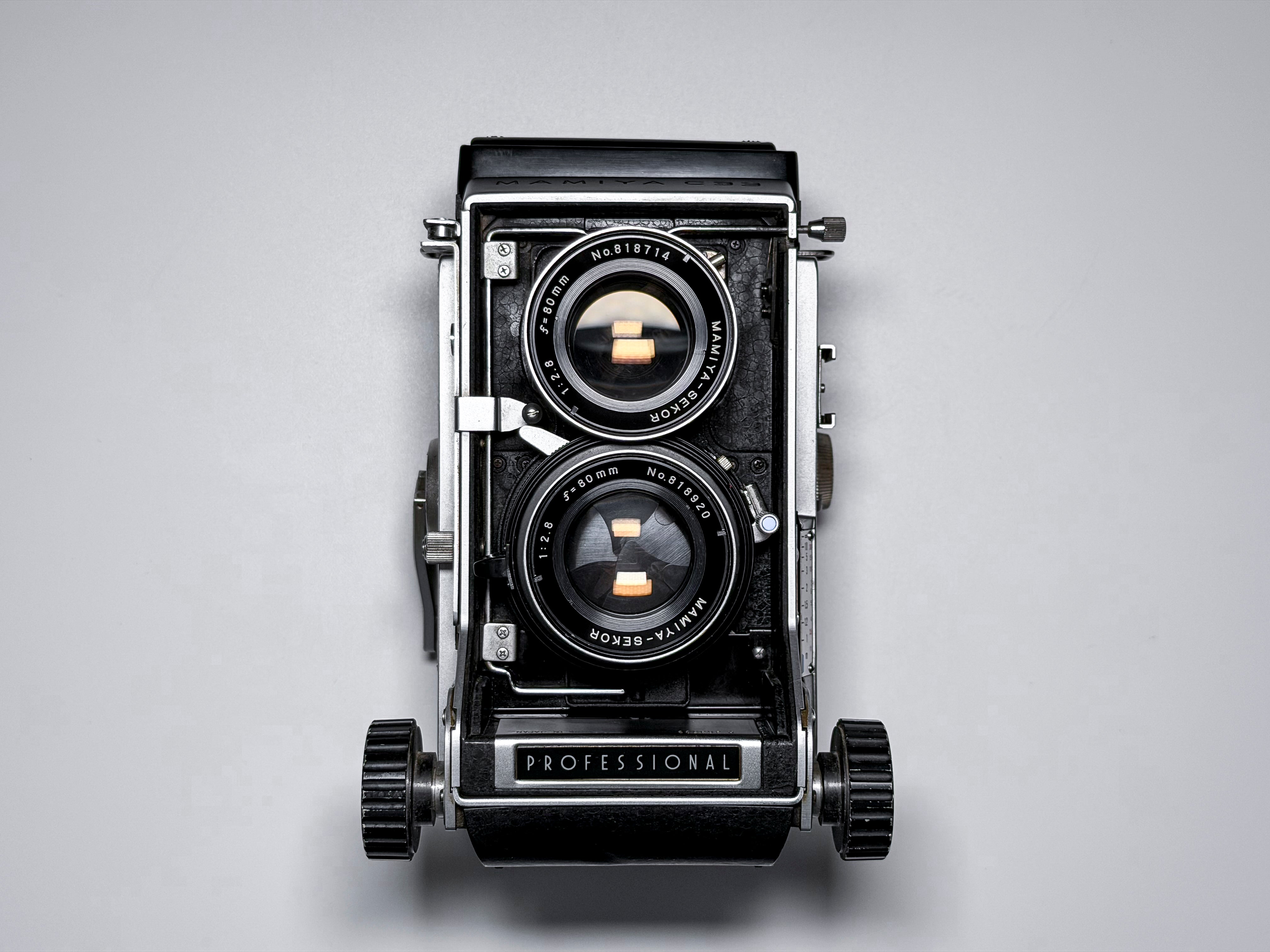 Mamiya C33 Professional + Sekor 80mm f/2.8 Blue Dot Medium Format 120 Film TLR