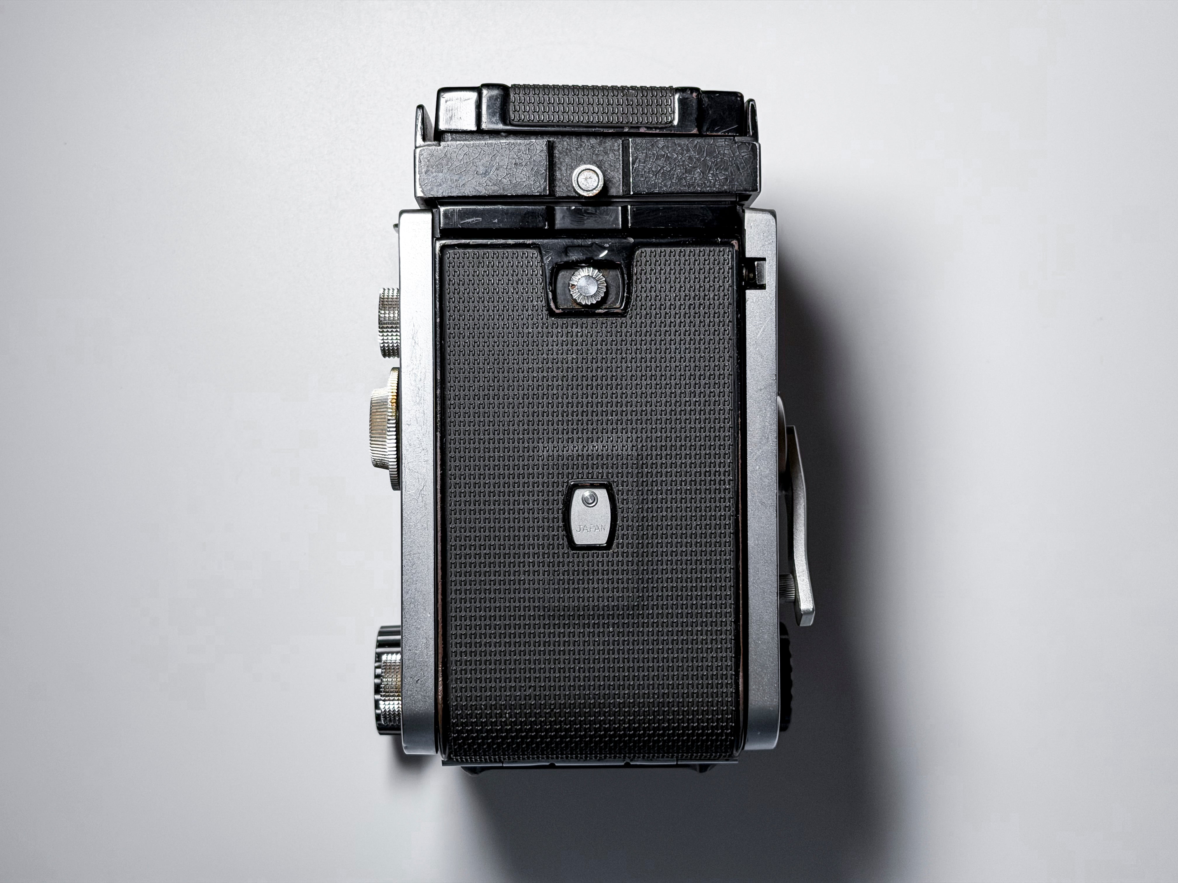 Mamiya C33 Professional + Sekor 80mm f/2.8 Blue Dot Medium Format 120 Film TLR