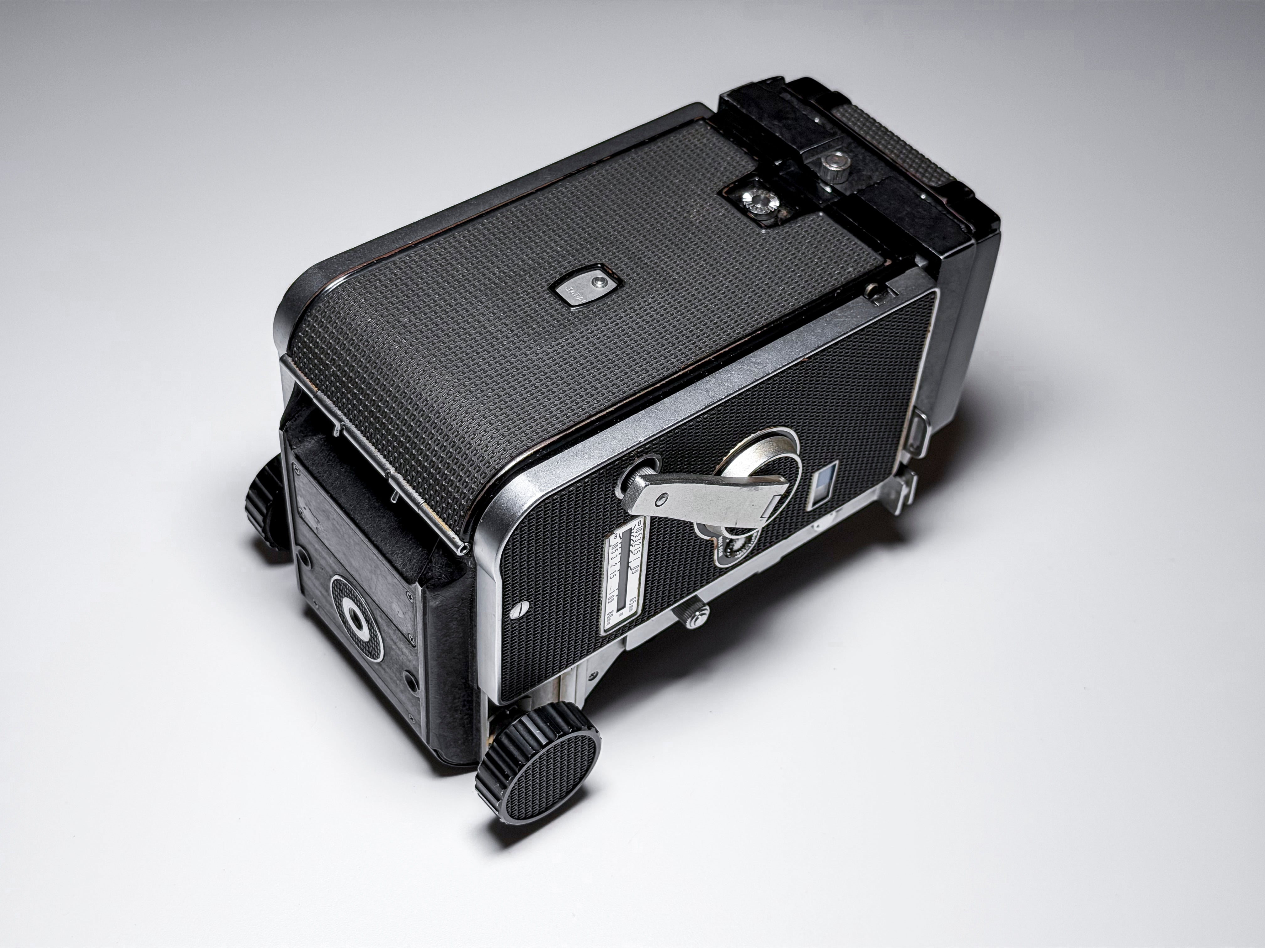 Mamiya C33 Professional + Sekor 80mm f/2.8 Blue Dot Medium Format 120 Film TLR