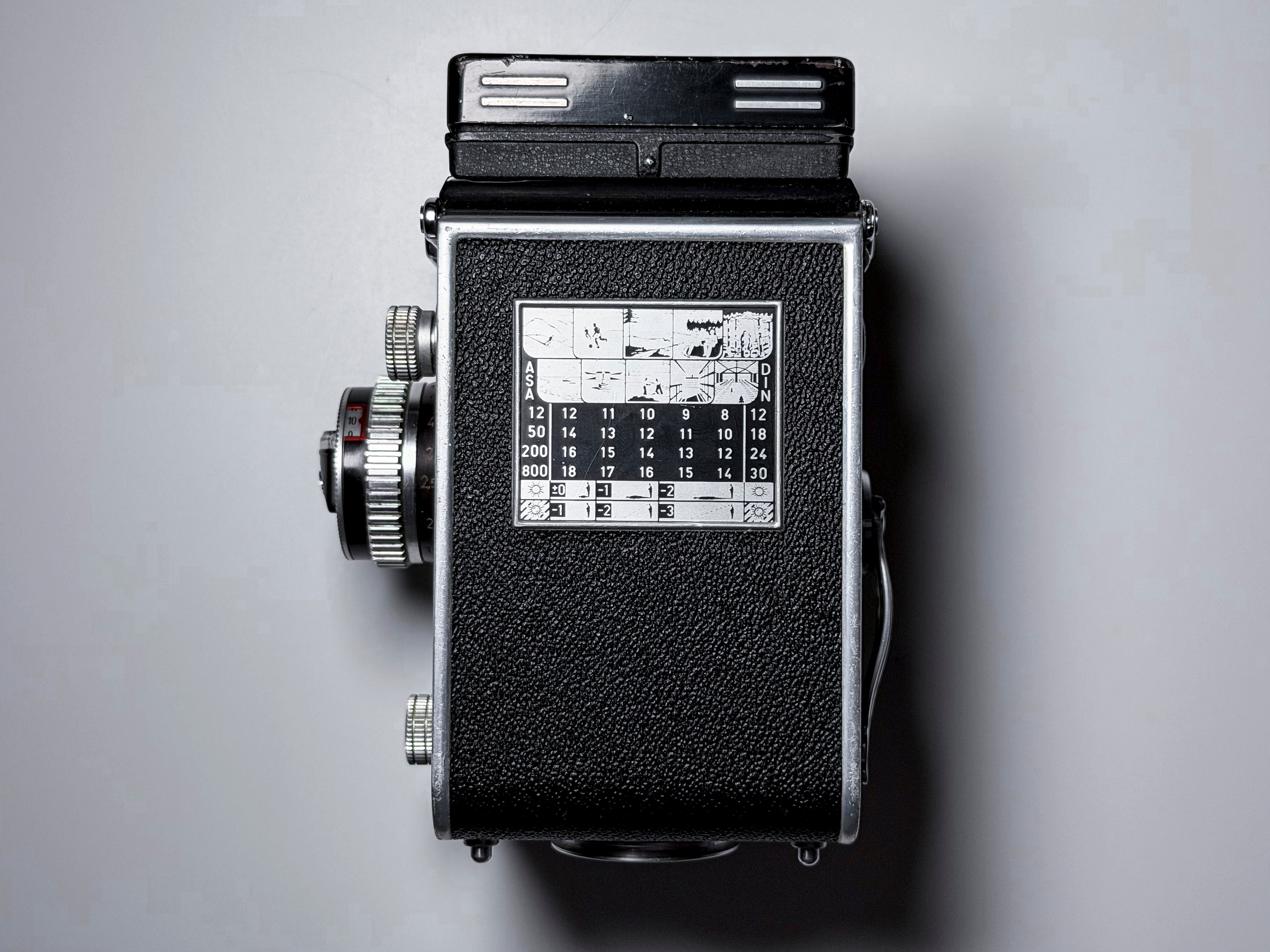 Rolleiflex T 3.5 Tessar Medium Format 120 Film Camera - Film Tested, Excellent